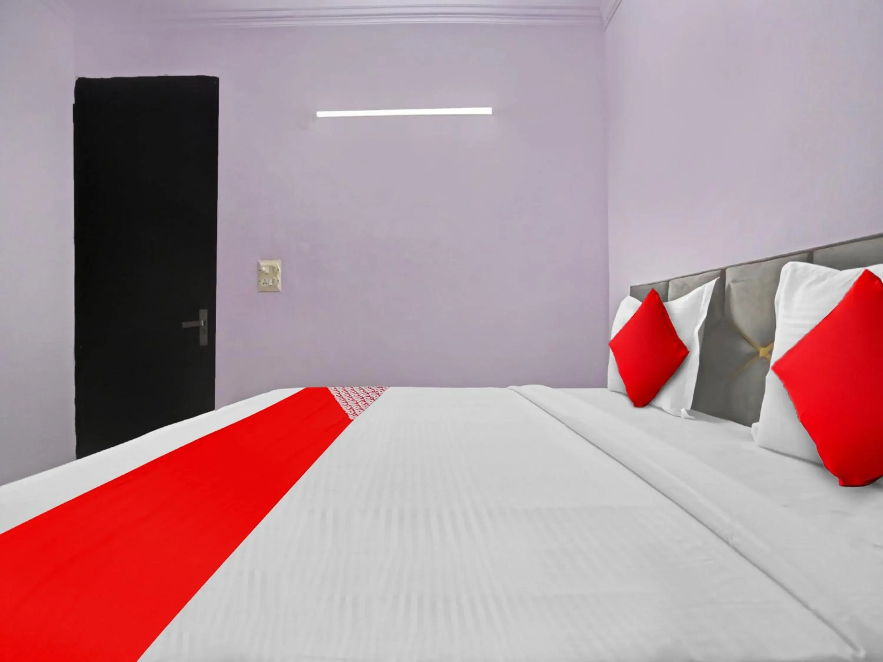 Bedroom, Bed in Super Hotel O Premium Rooms Bedroom, Bed in Super Hotel O Premium Rooms