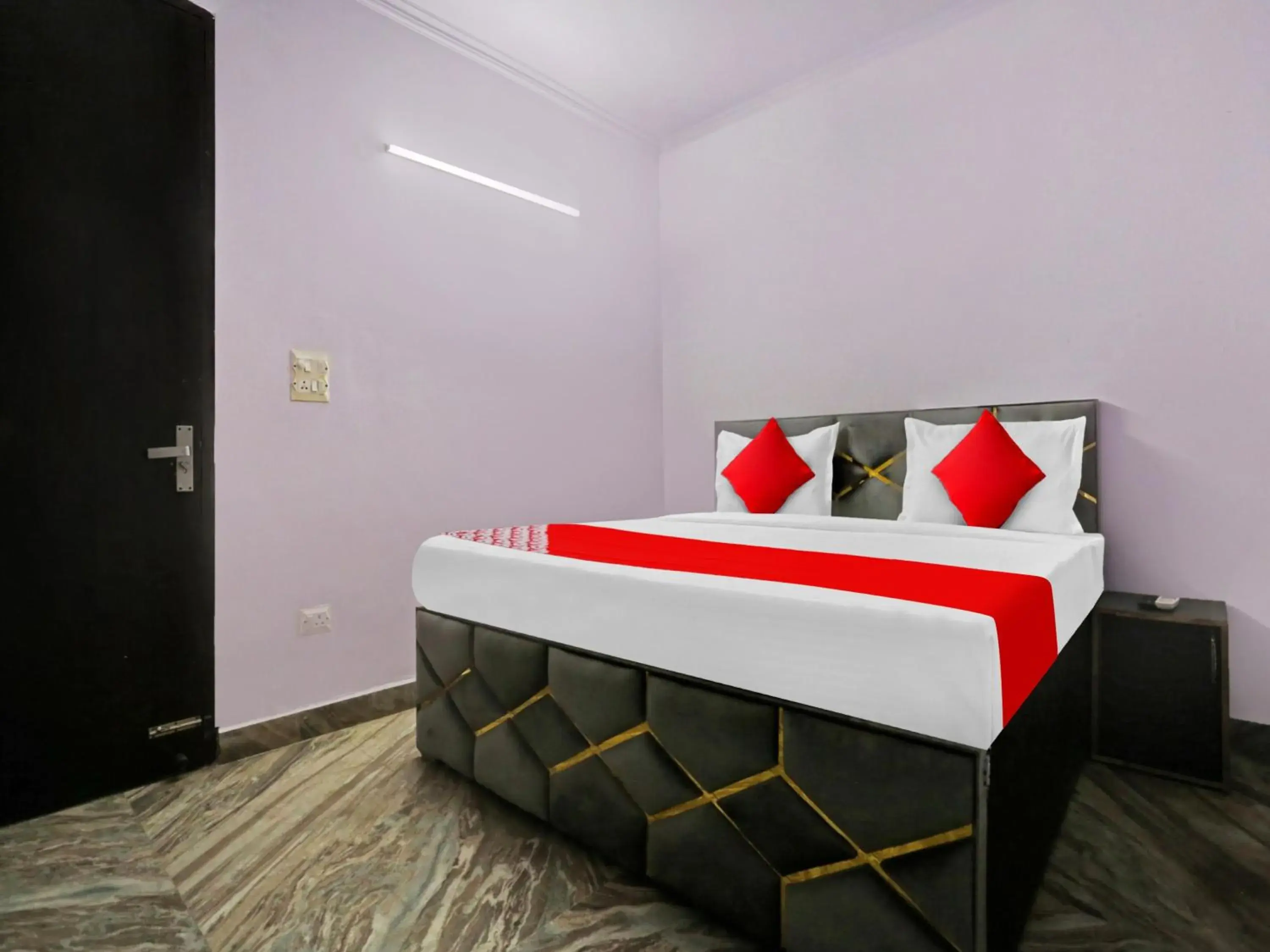 Facade/entrance, Bed in Super Hotel O Premium Rooms Facade/entrance, Bed in Super Hotel O Premium Rooms