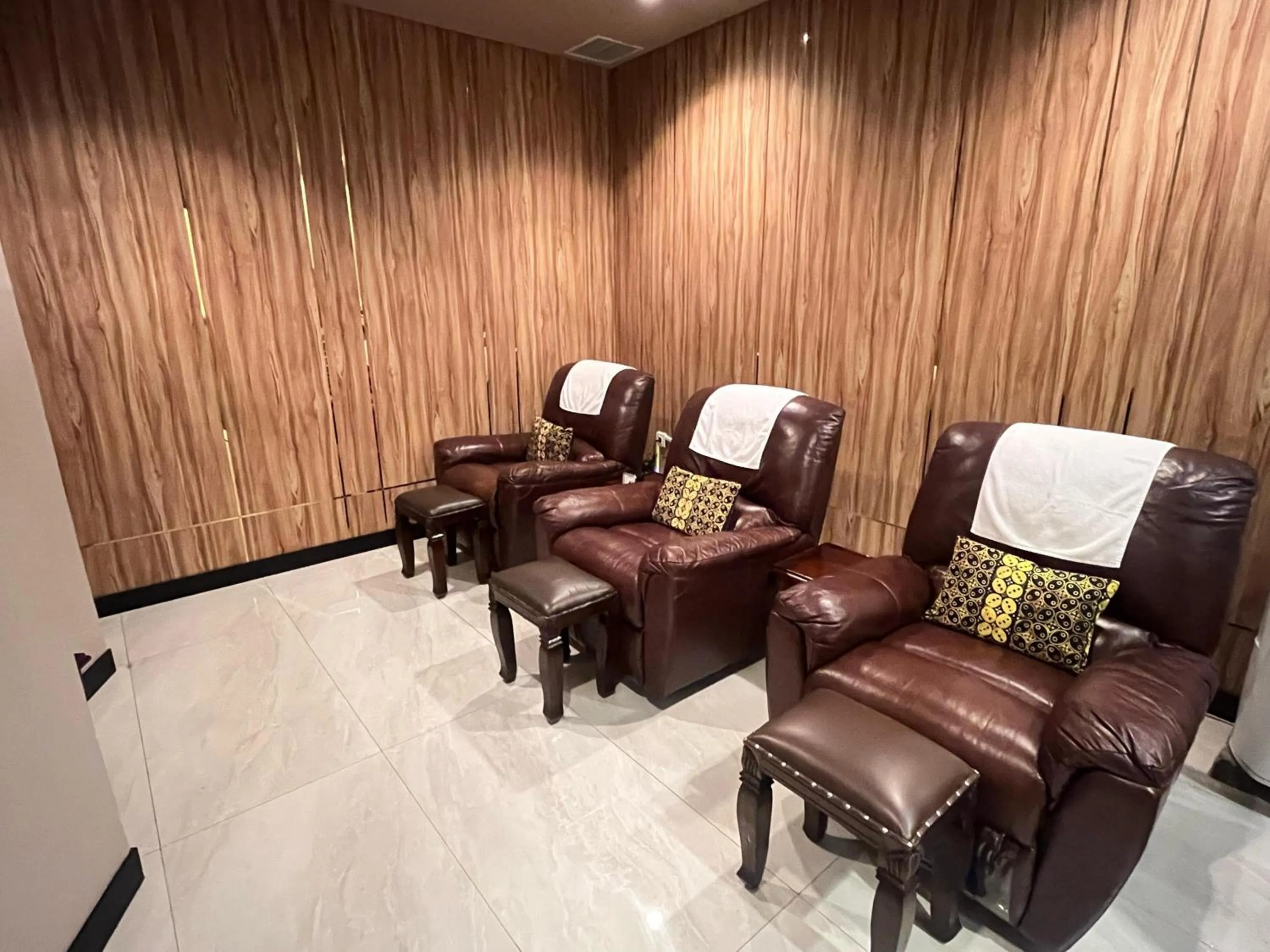 Massage in d'primahotel Airport Jakarta Terminal 3 Wellness Center