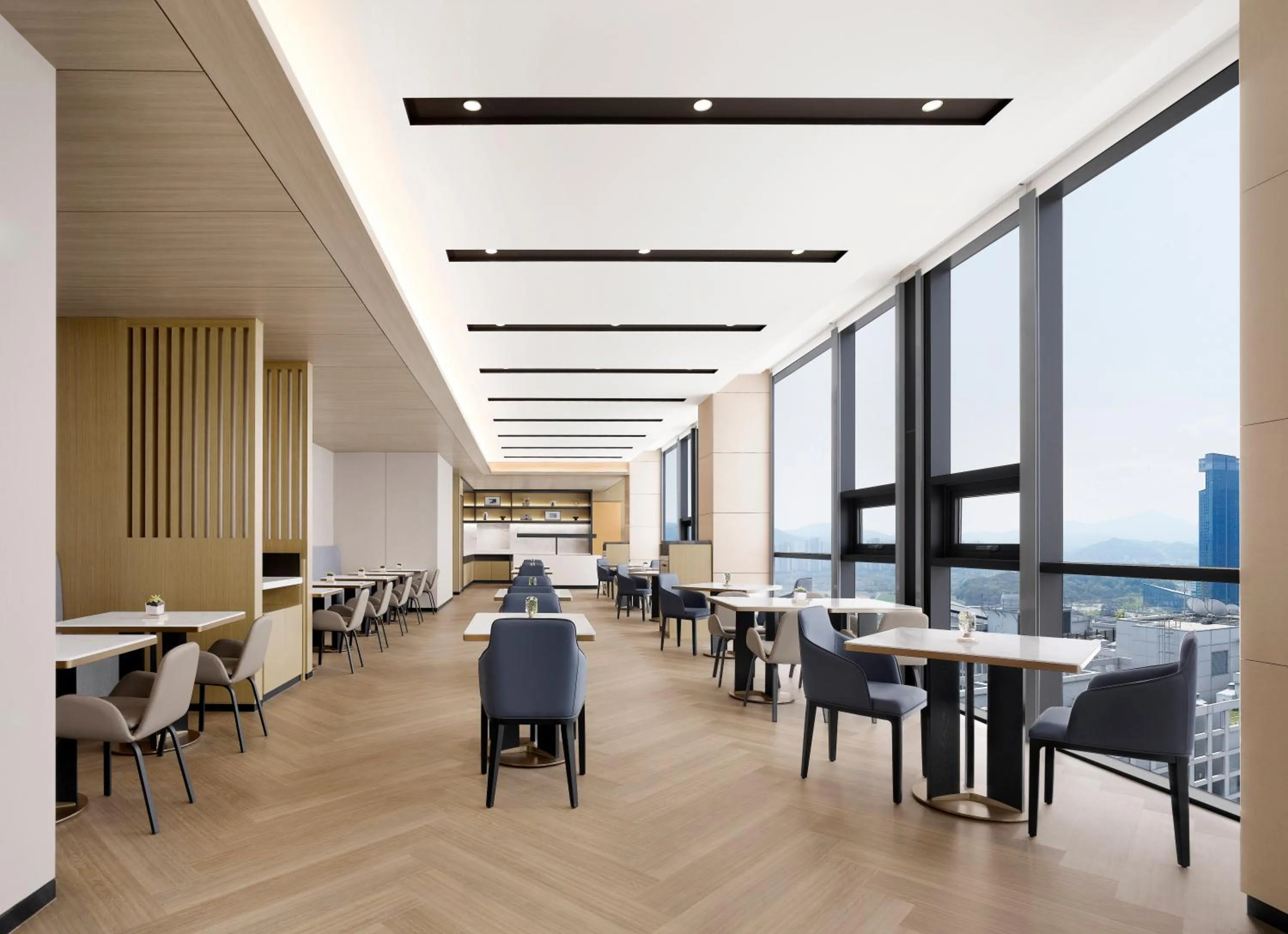 Communal lounge/ TV room in Courtyard by Marriott Sejong