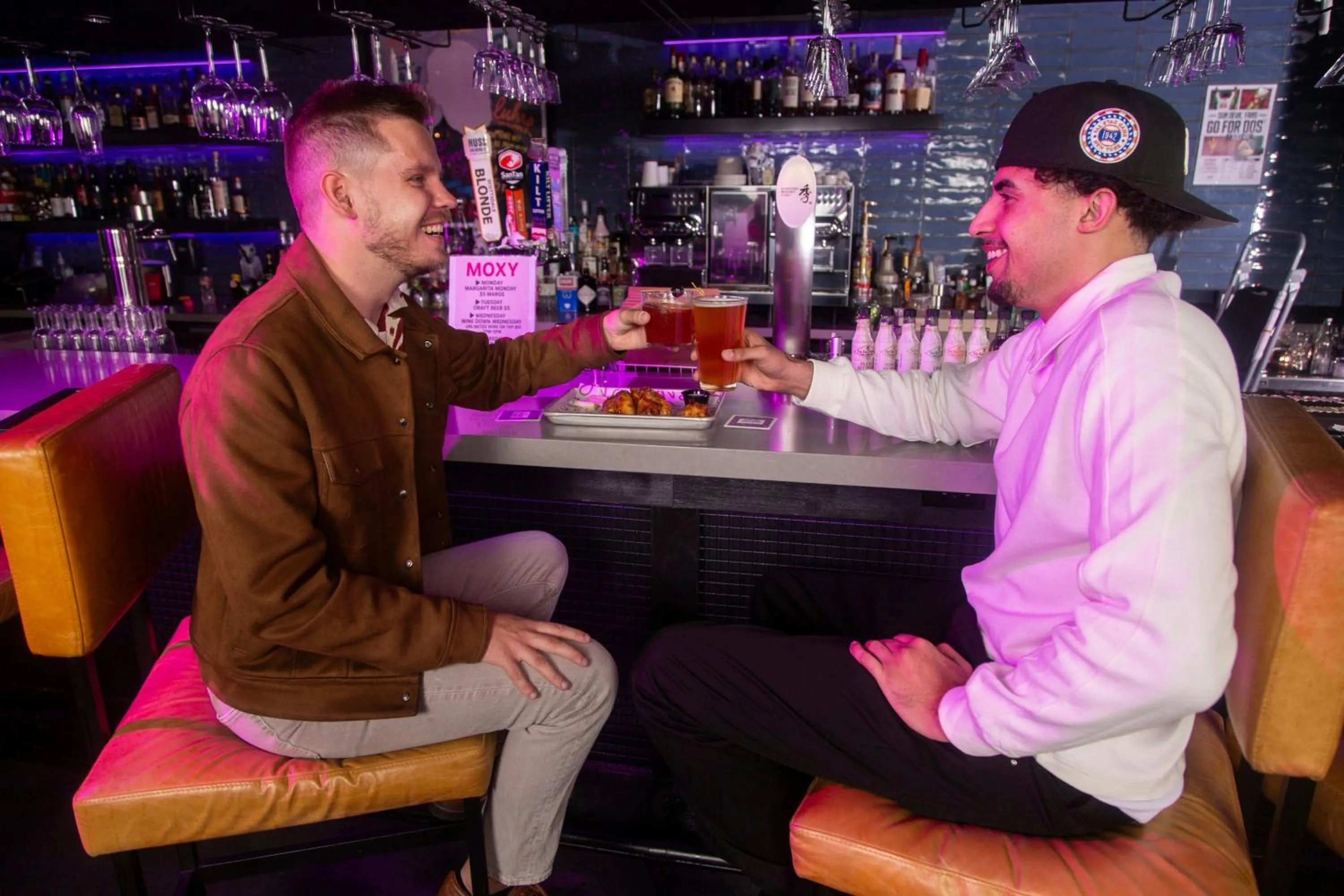 Lounge or bar in Moxy Phoenix Downtown