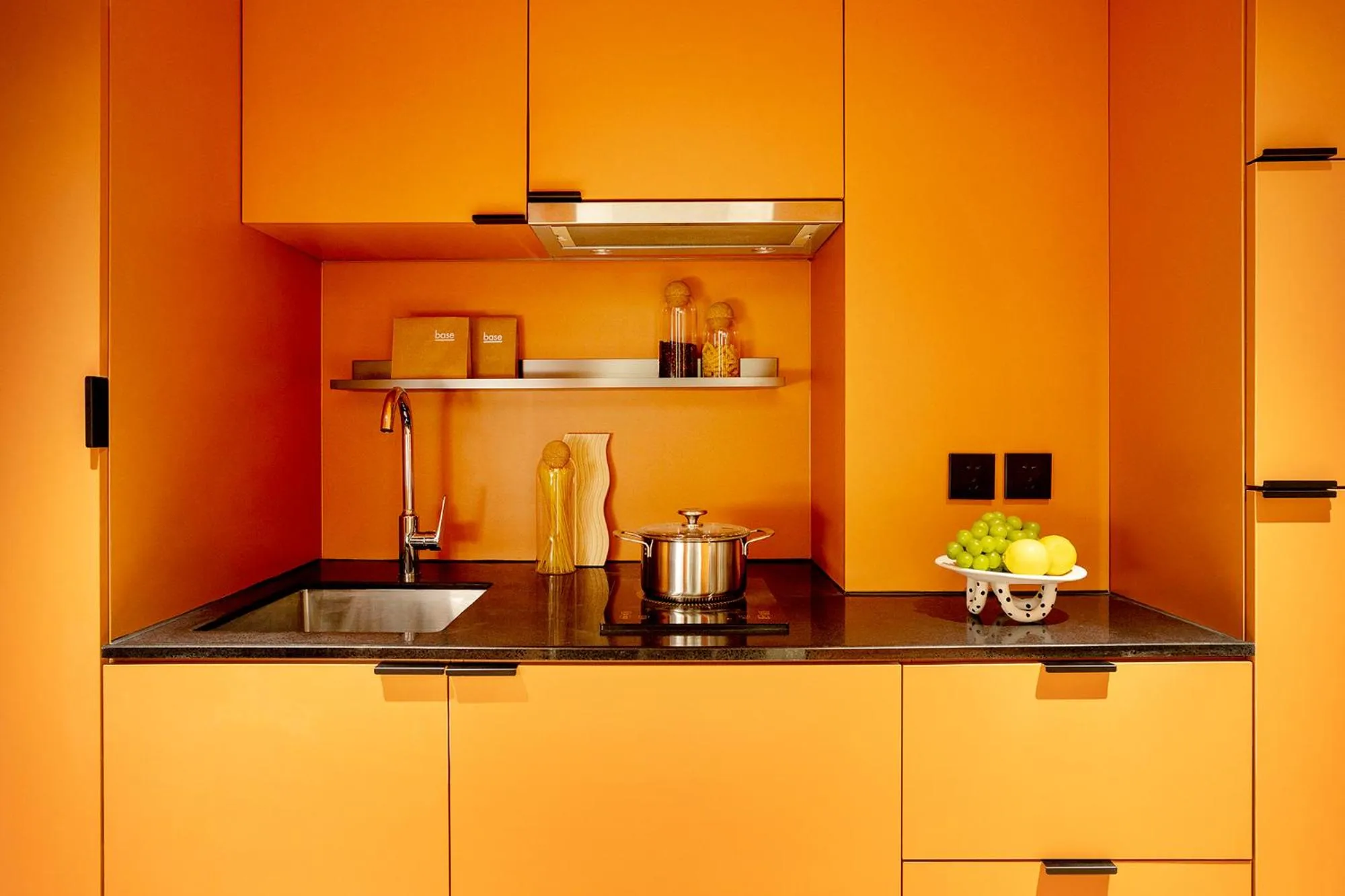 Kitchen or kitchenette in base-Beijing Wangfujing Serviced Apartment- in Hutong &Bike rental &Close to Forbidden City, Tian'anmen Square &Subway nearby &Free coffee &Washing machine,Kitchen &Restaurant discount &English speaking &High speed free WiFi