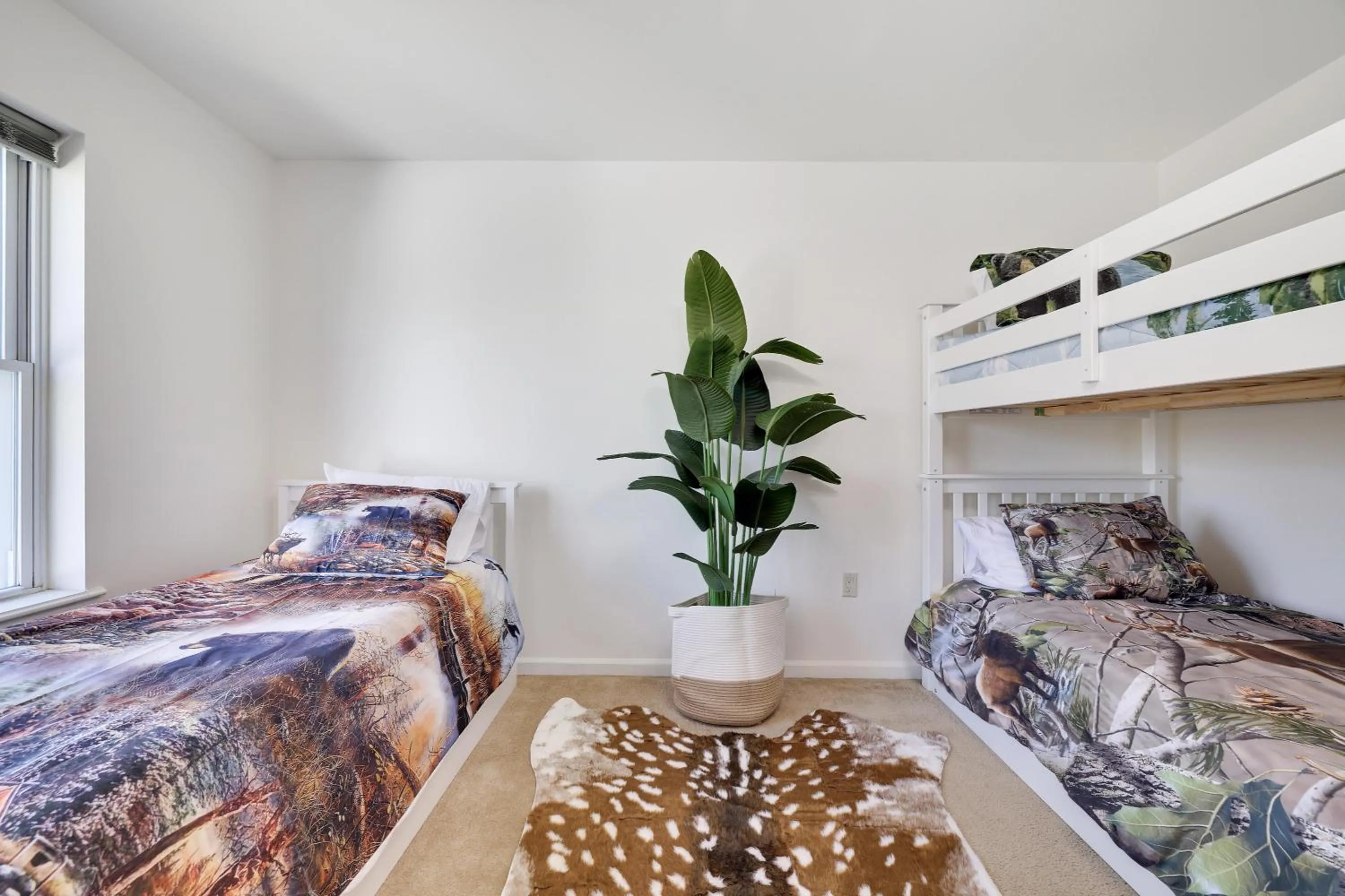 Bed in Stunning Poconos Villa- Hot Tub, Pool, Game Room, BBQ & more