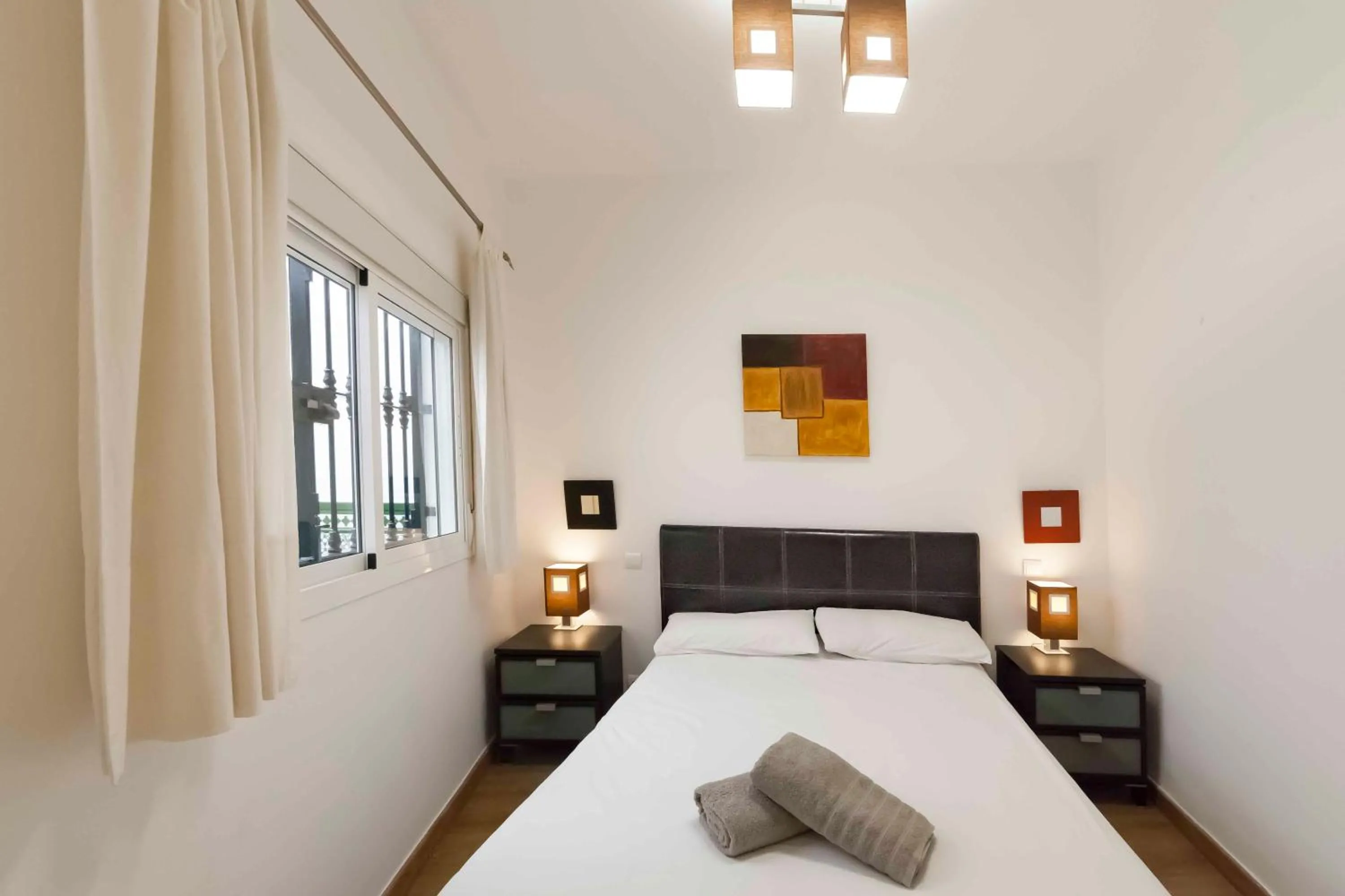 SF - Shiny Apartment in City Centre