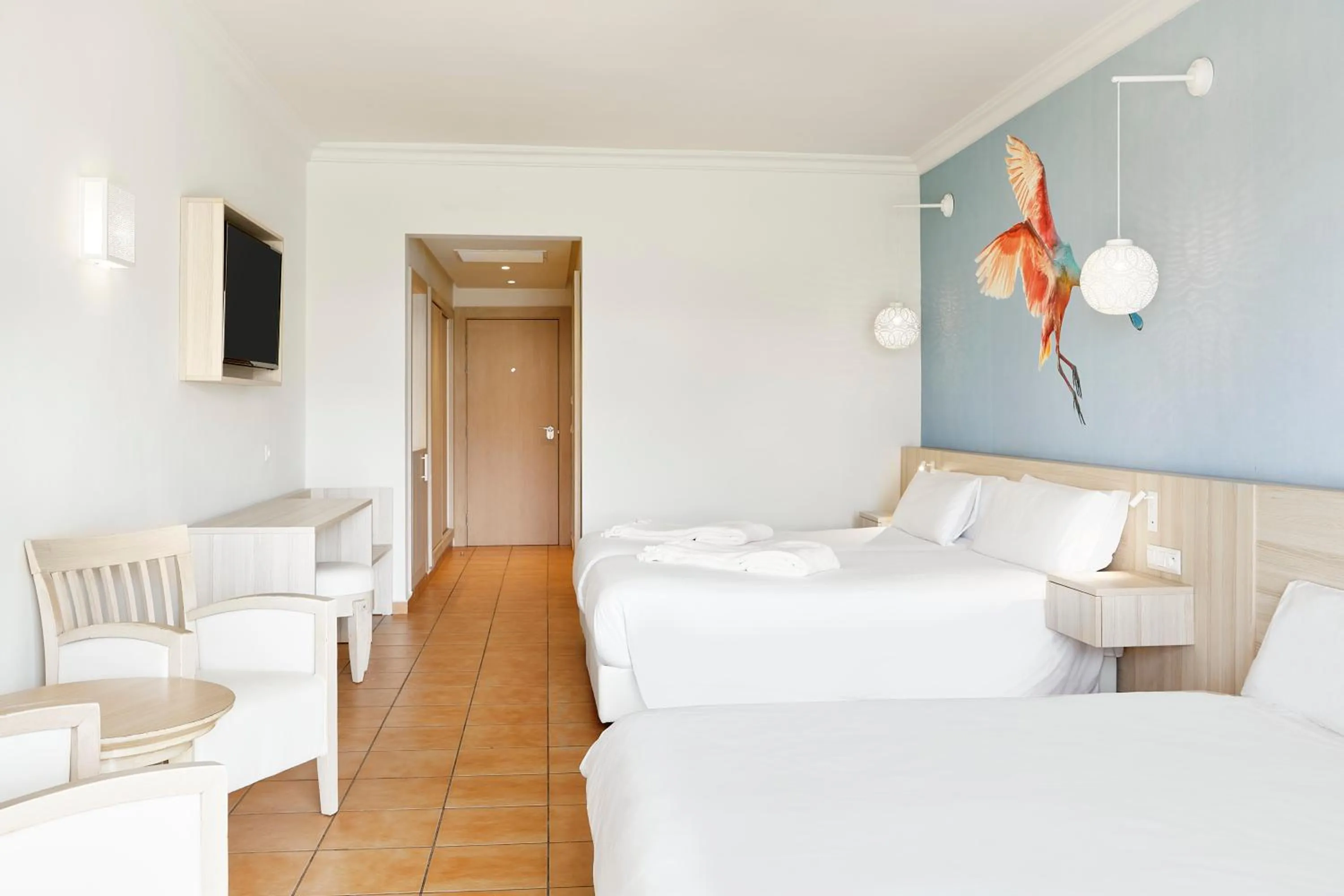 Bedroom, Bed in Iberostar Waves Founty Beach All Inclusive