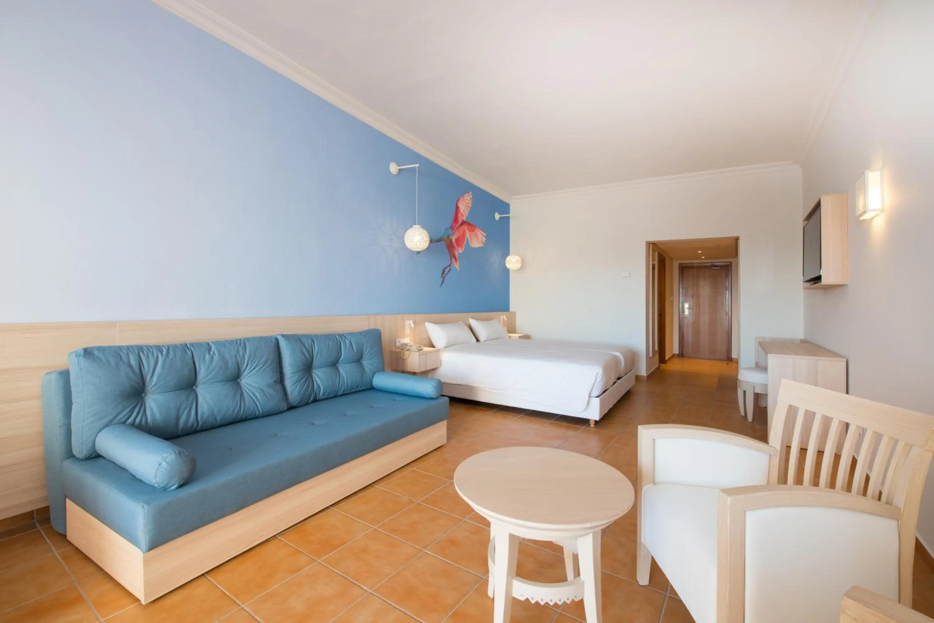 Bedroom, Bed in Iberostar Waves Founty Beach All Inclusive