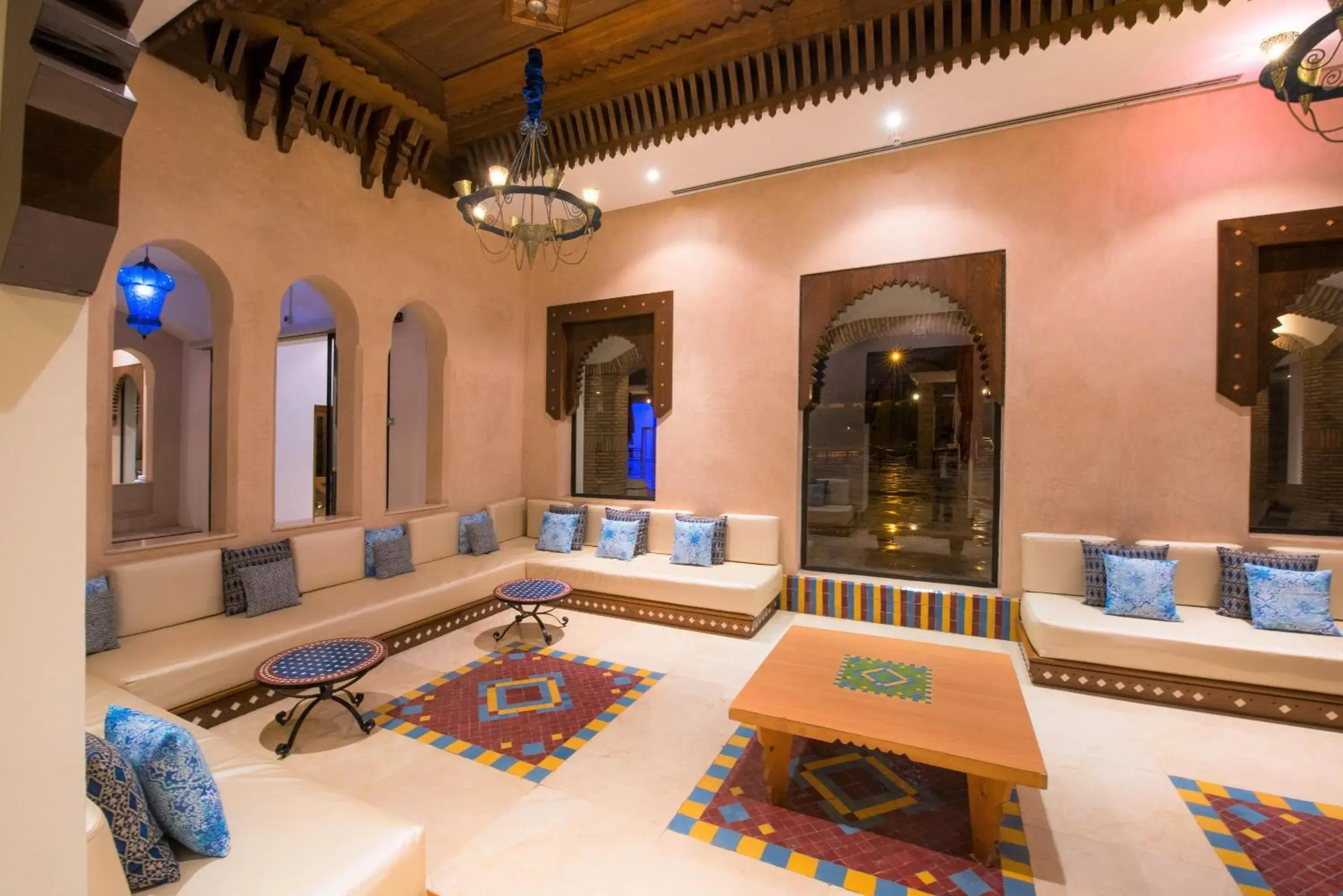 Lounge or bar in Iberostar Waves Founty Beach All Inclusive Lounge or bar in Iberostar Waves Founty Beach All Inclusive