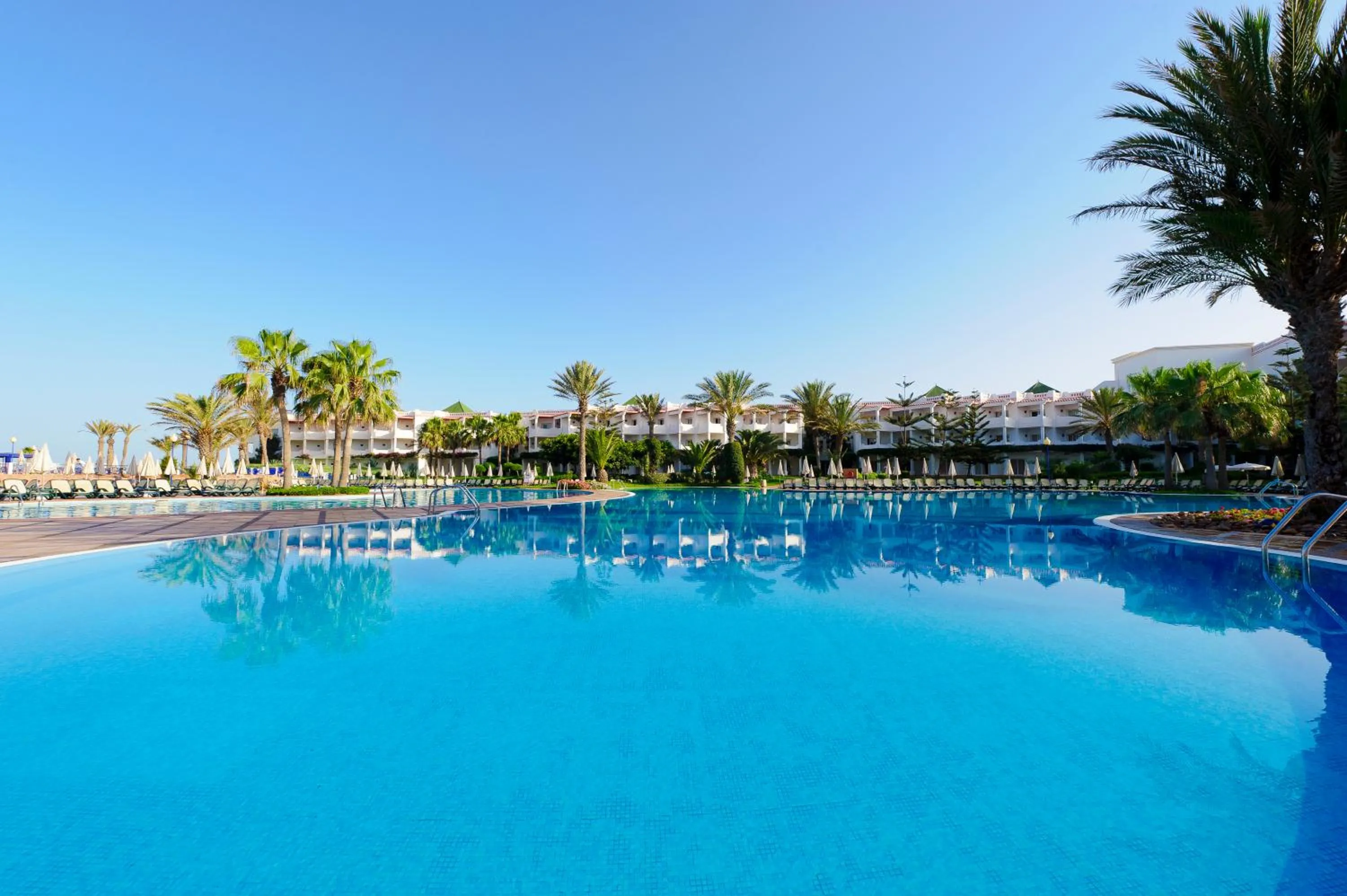 Swimming pool in Iberostar Waves Founty Beach All Inclusive