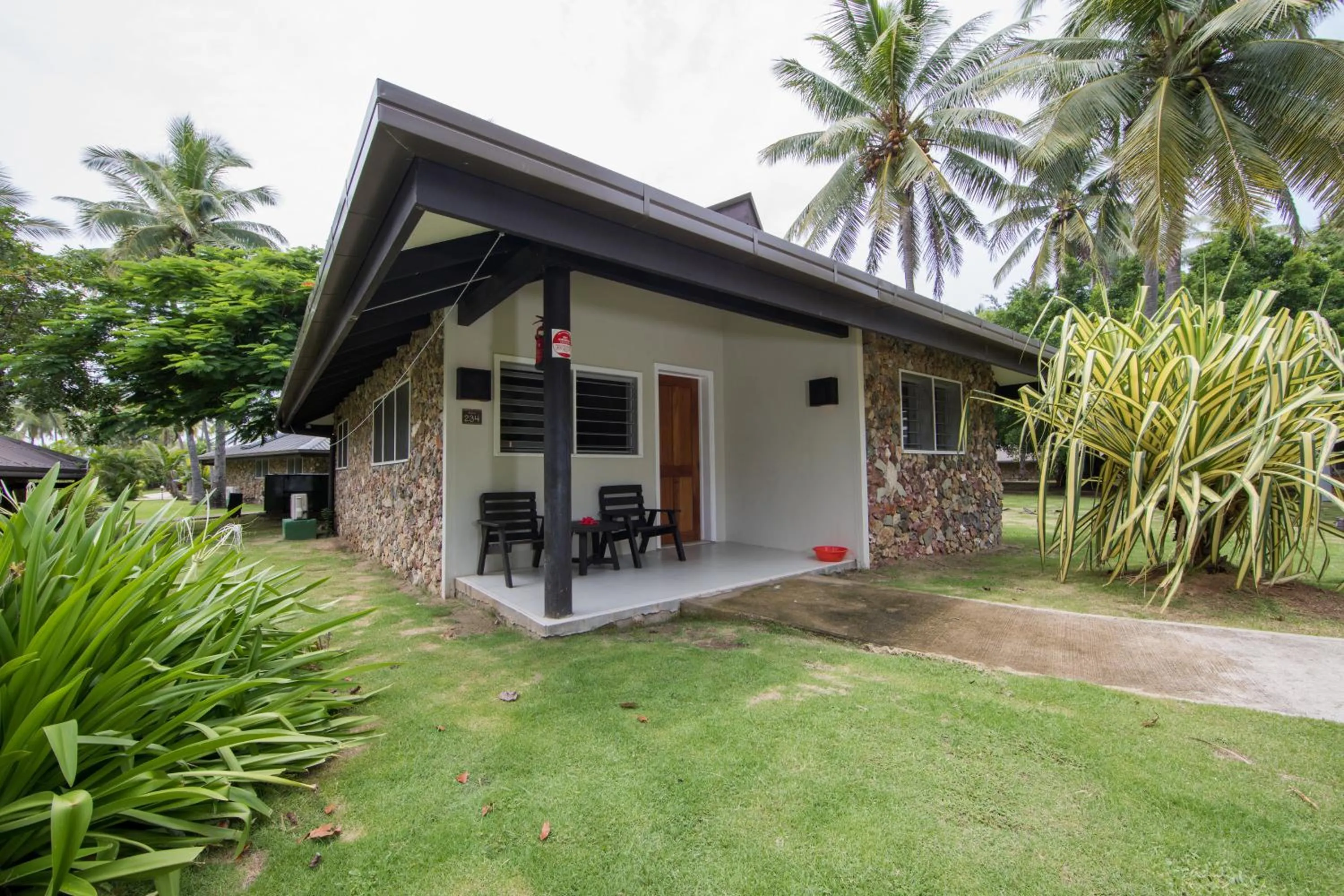 Garden view in Plantation Island Resort