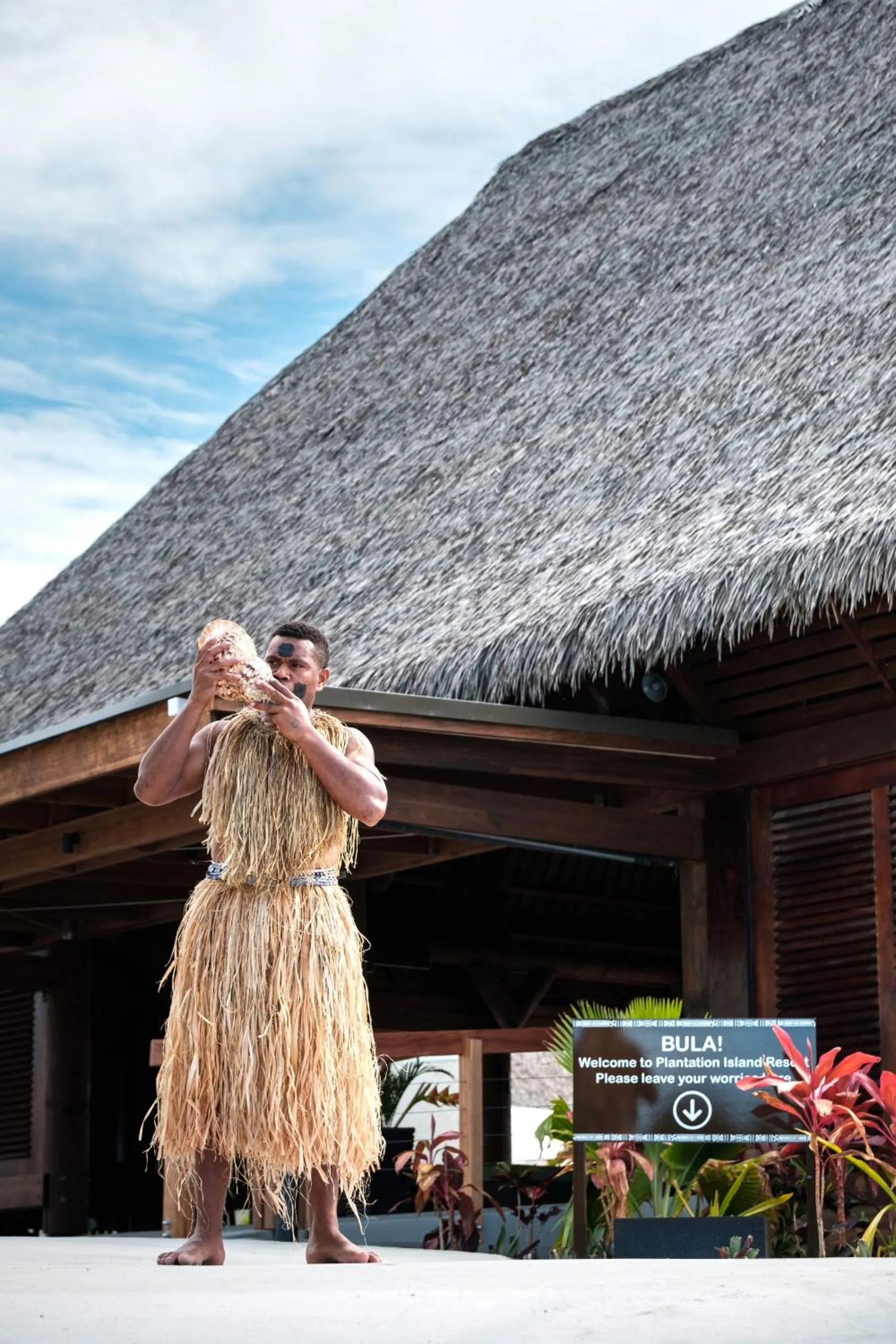 People in Plantation Island Resort