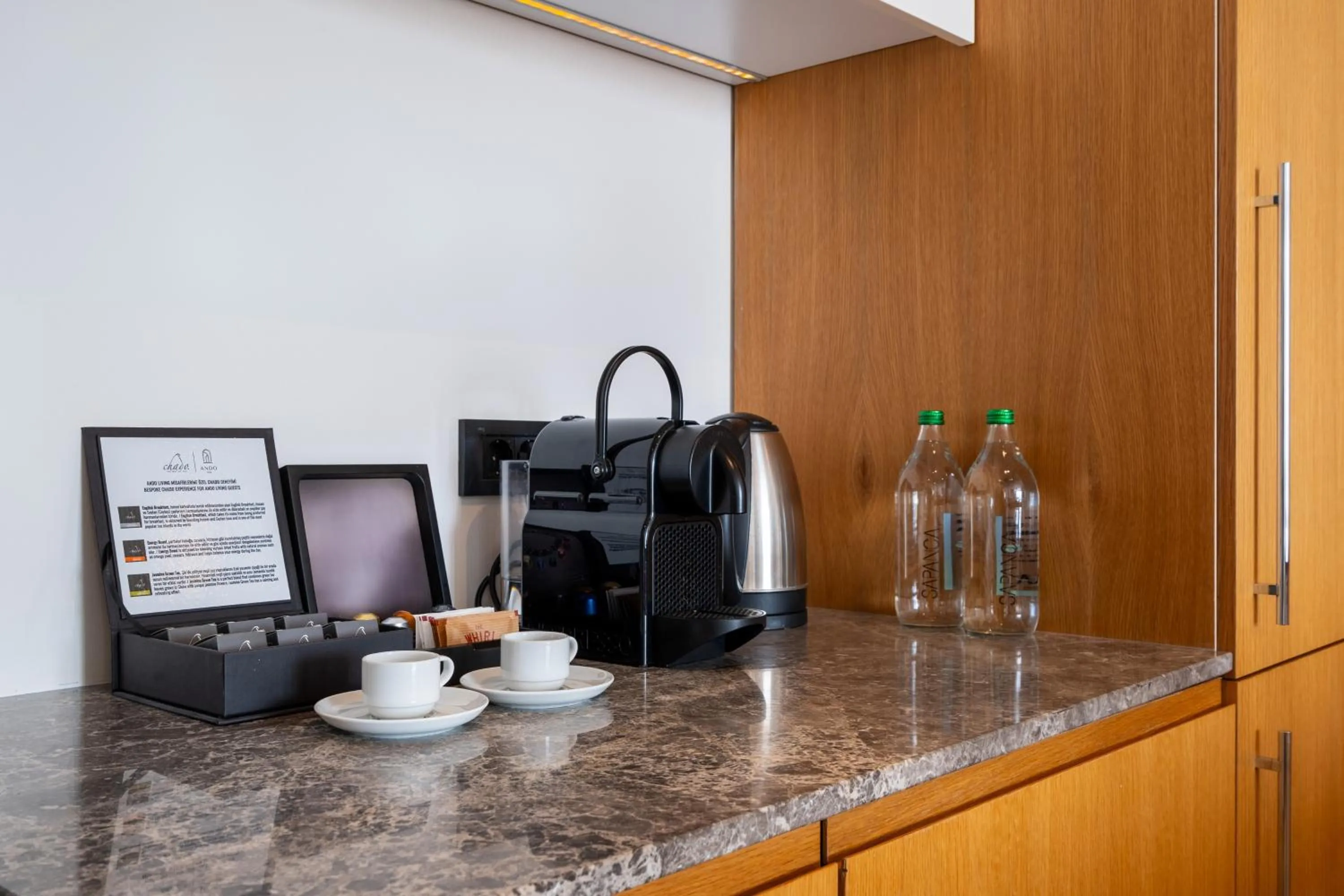 Coffee/tea facilities in Ando Living Taksim House