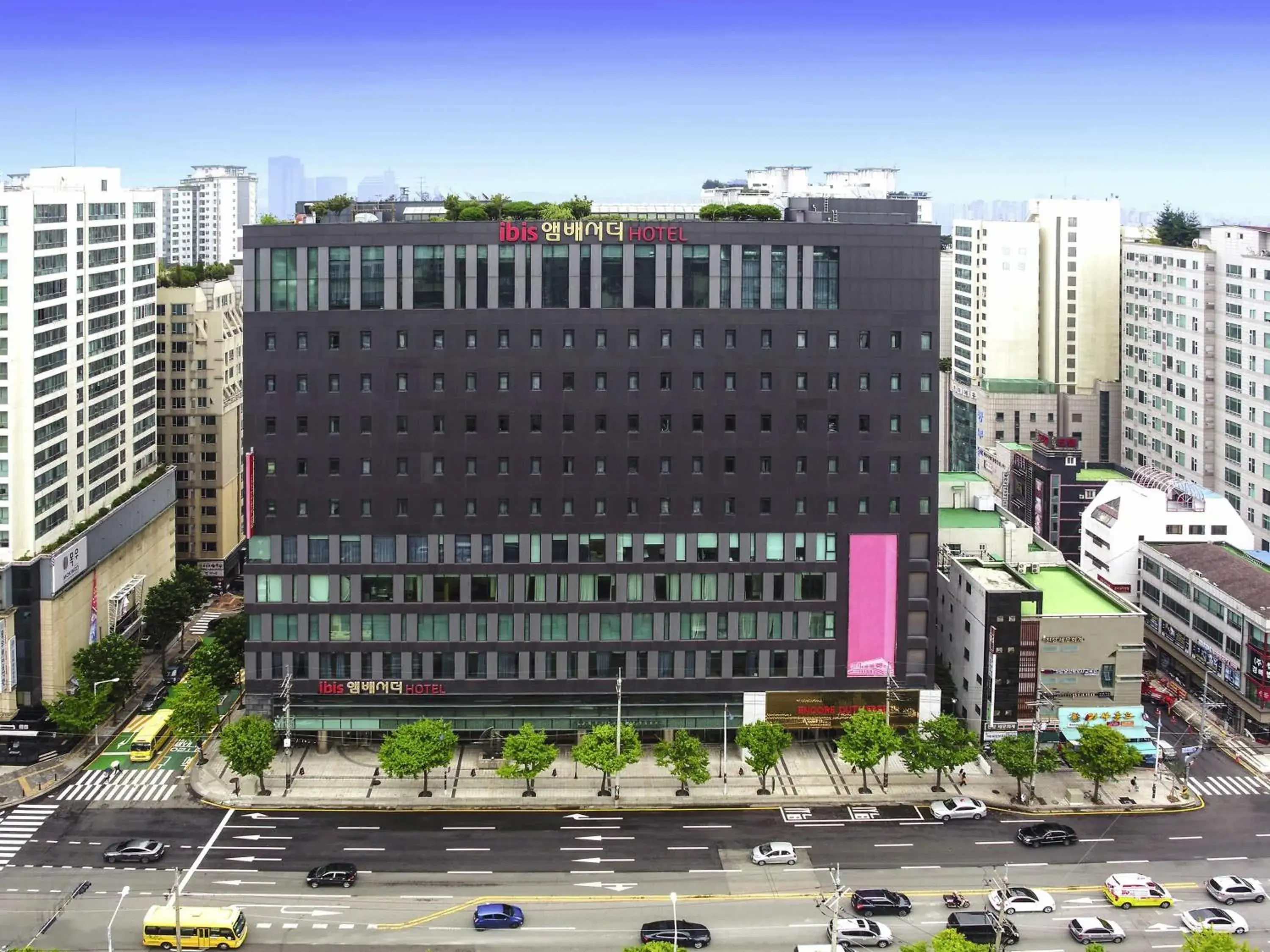 Property building in Ibis Ambassador Suwon Property building in Ibis Ambassador Suwon