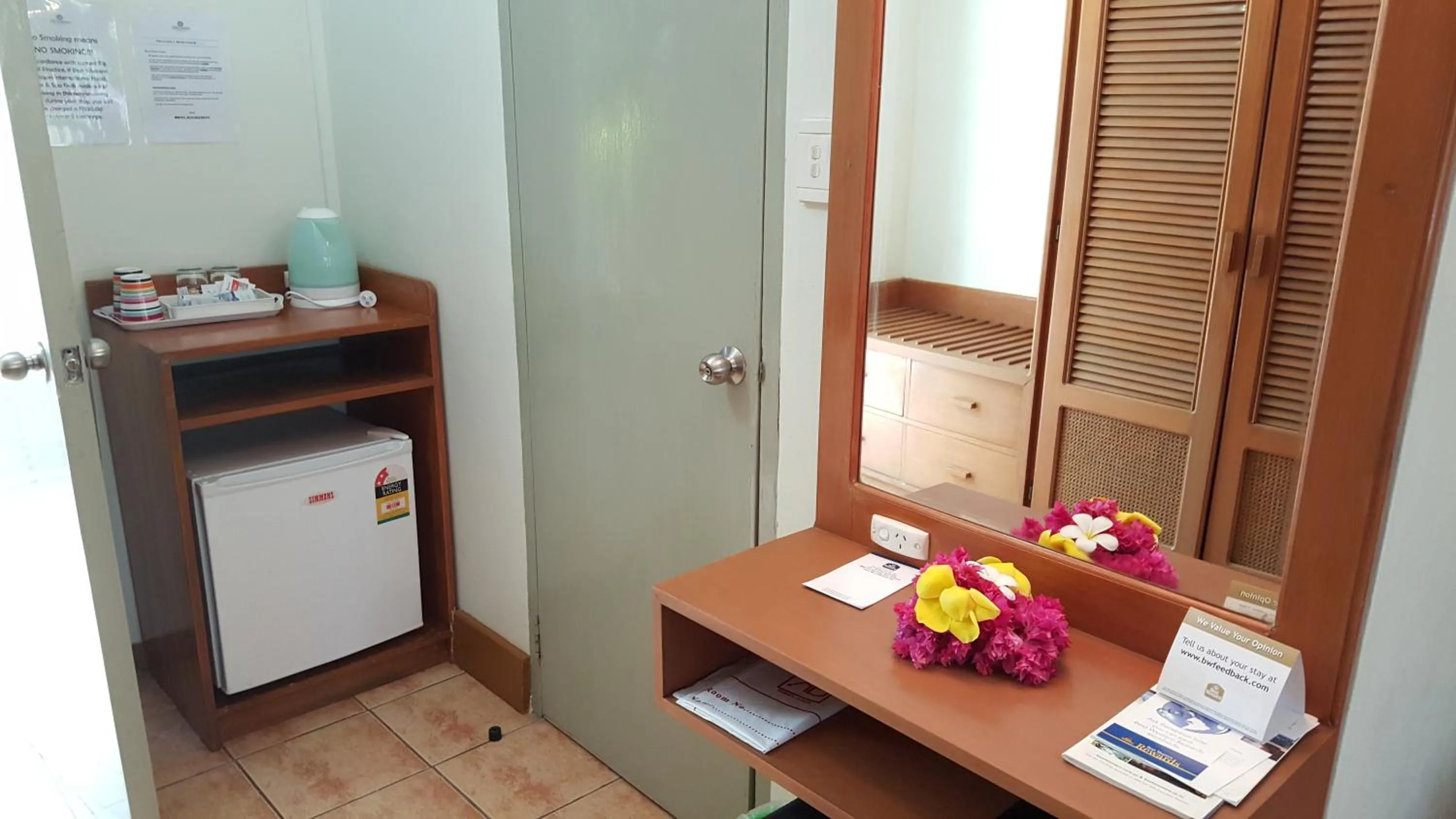 Coffee/tea facilities in Hexagon International Hotel, Villas & Spa