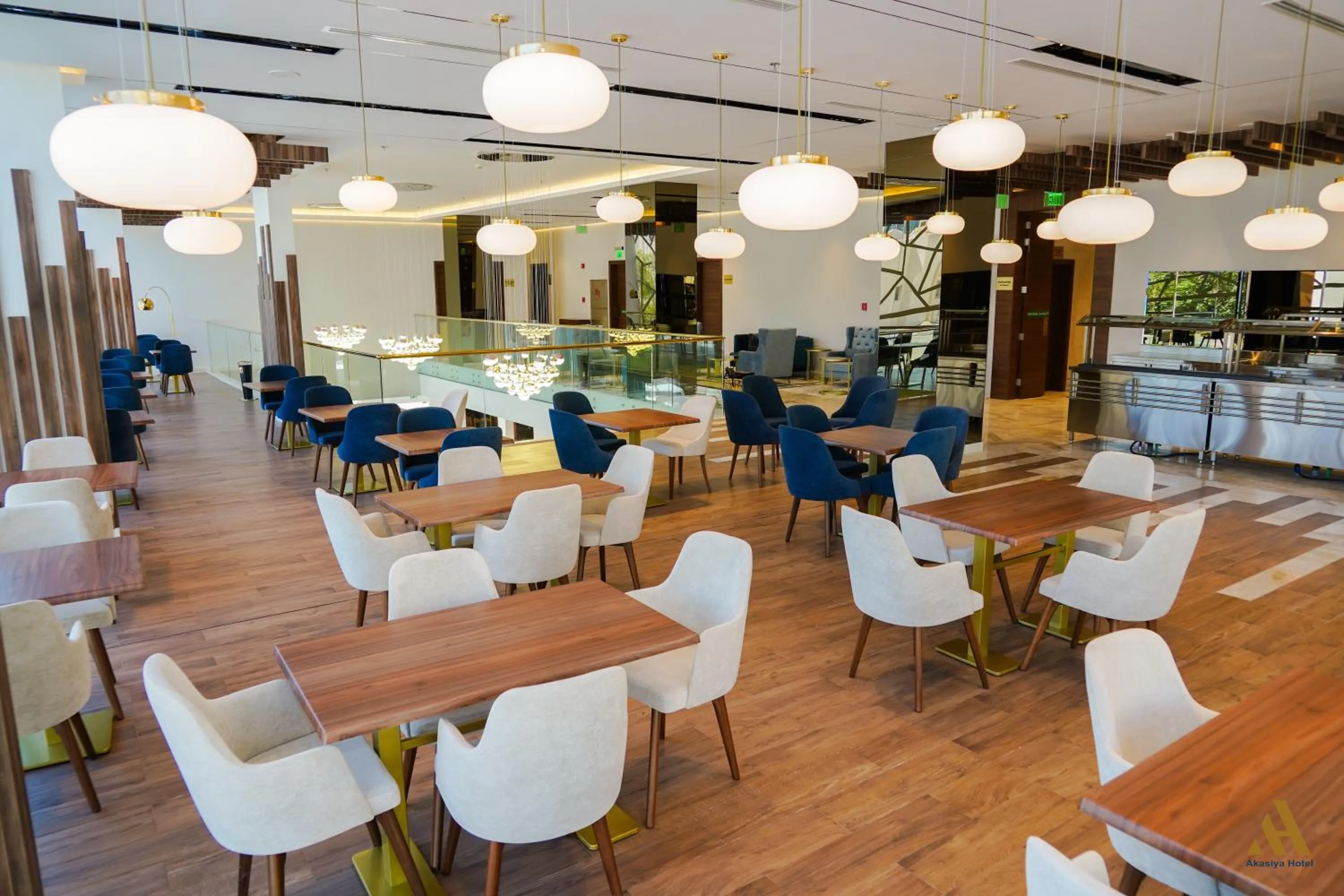 Restaurant/places to eat in AKASIYA HOTEL