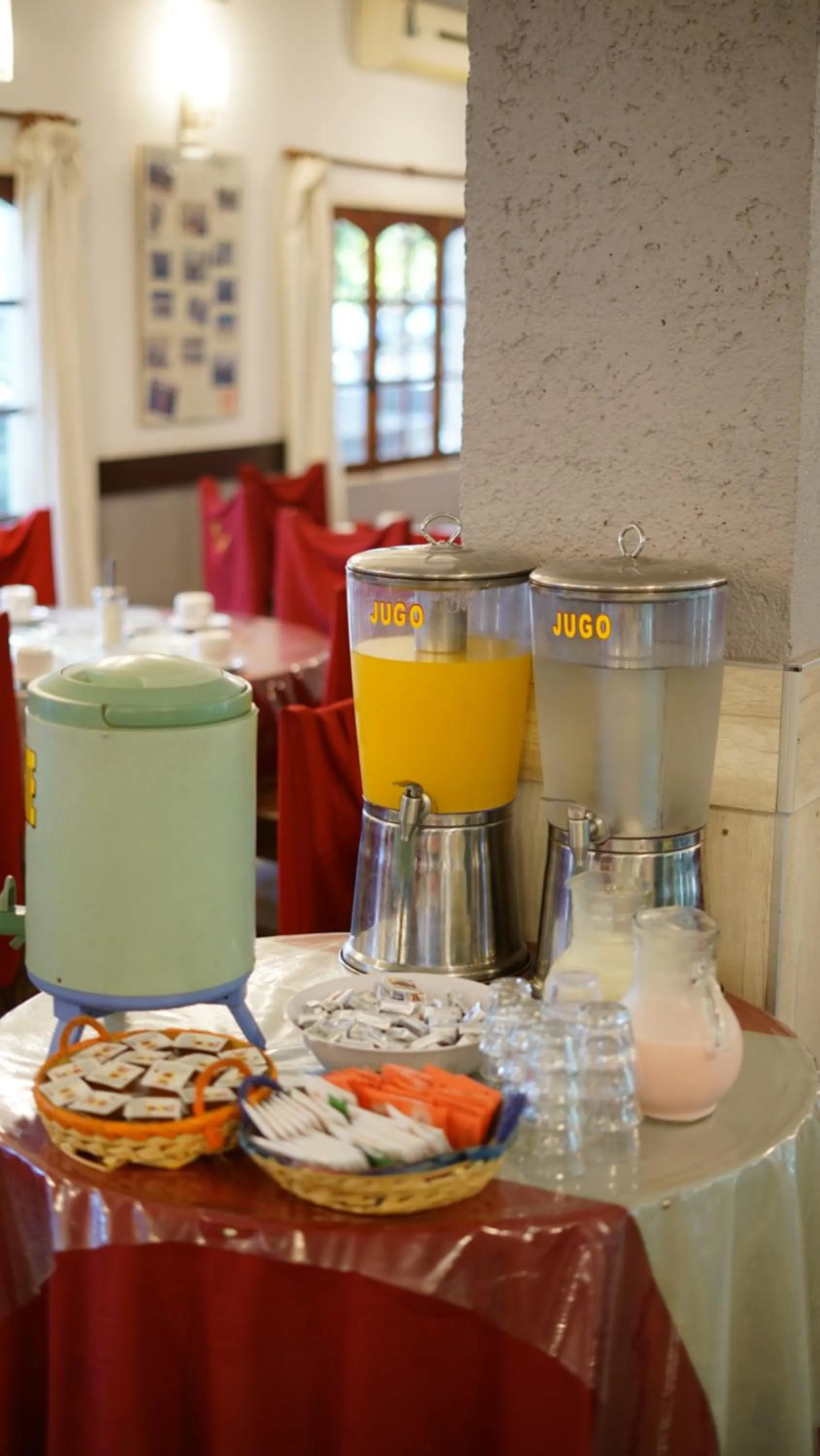 Breakfast in Aranjuez Real