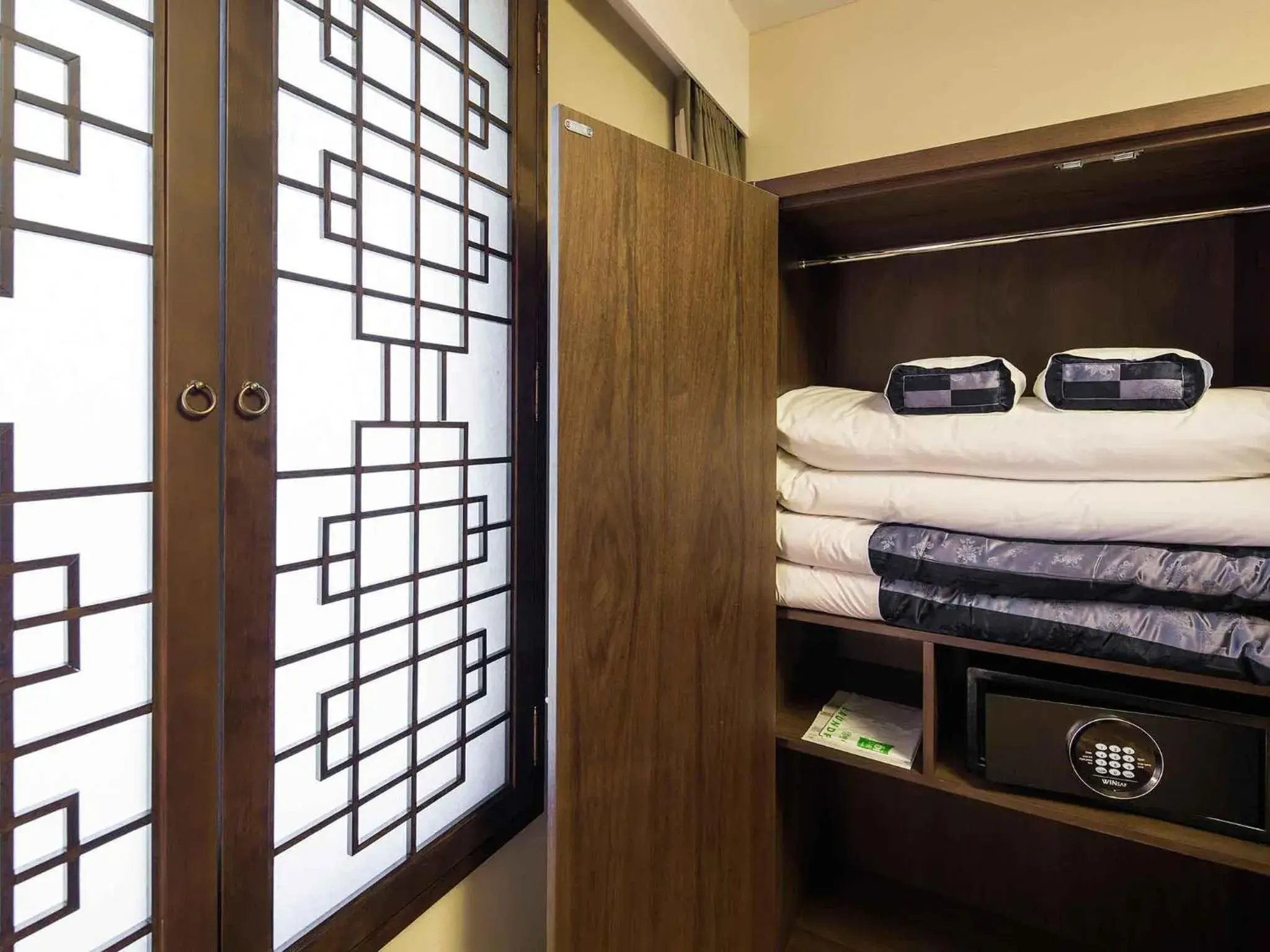 Bedroom in Ibis Styles Ambassador Seoul Gangnam Bedroom in Ibis Styles Ambassador Seoul Gangnam