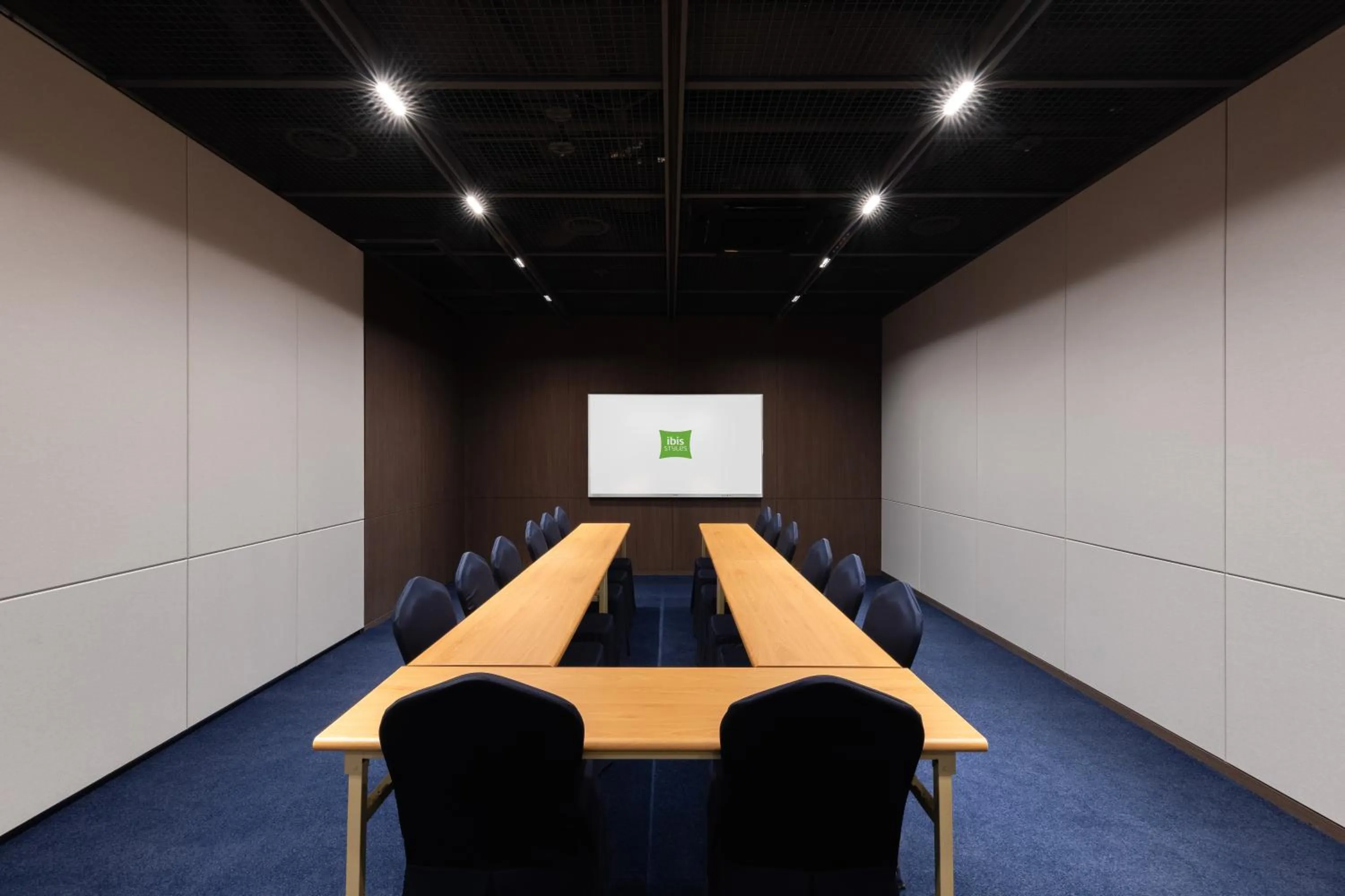 Meeting/conference room in Ibis Styles Ambassador Seoul Gangnam