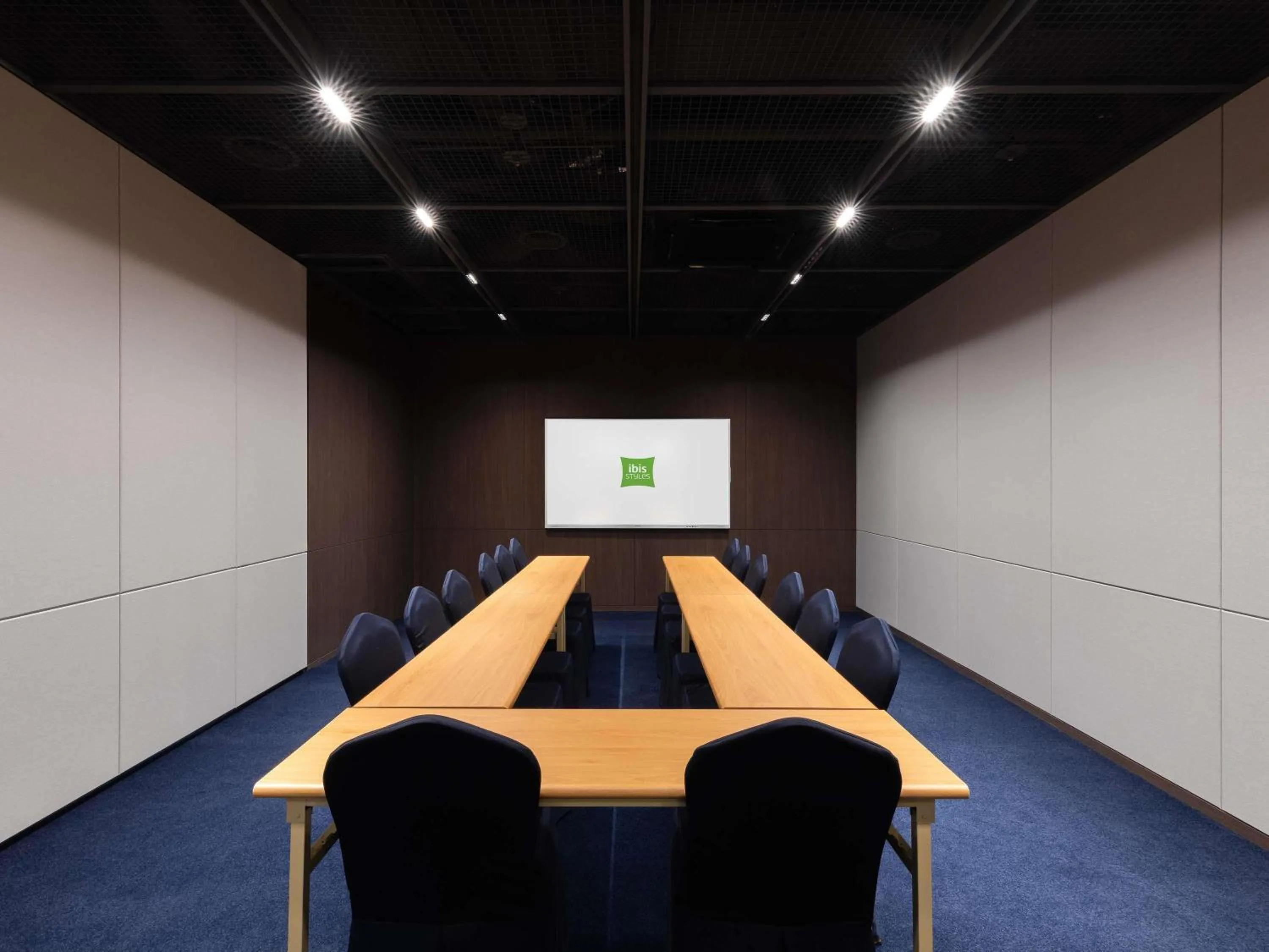 Meeting/conference room in Ibis Styles Ambassador Seoul Gangnam
