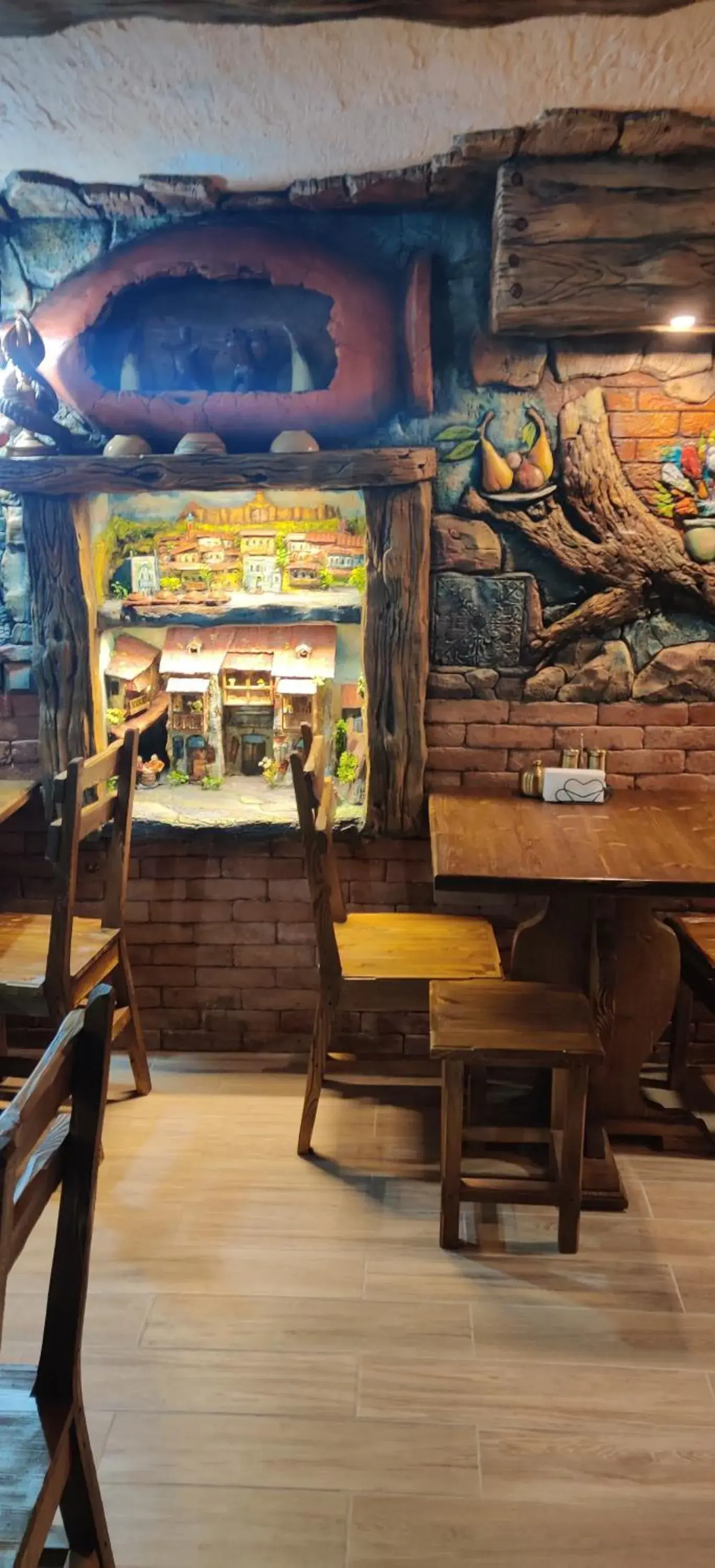 Restaurant/places to eat in Mimino T&G Restaurant/places to eat in Mimino T&G