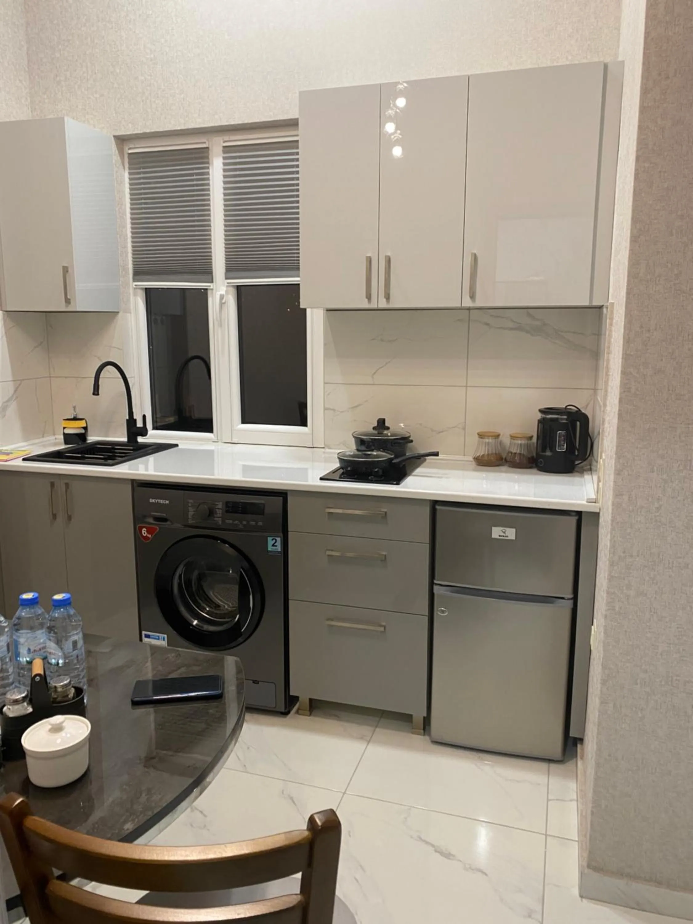 Kitchen or kitchenette in Queen Tamar