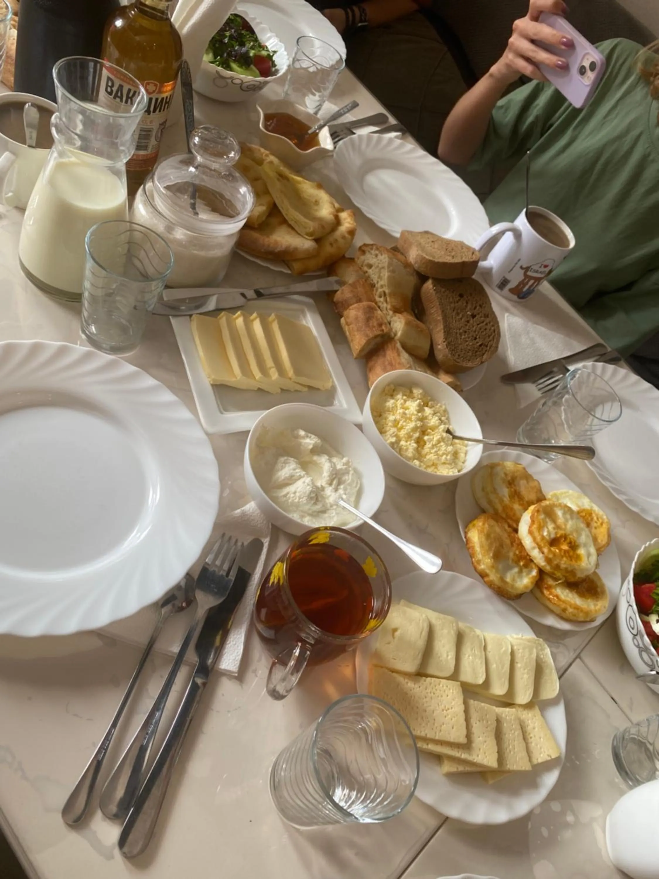 Lounge or bar in Queen Tamar