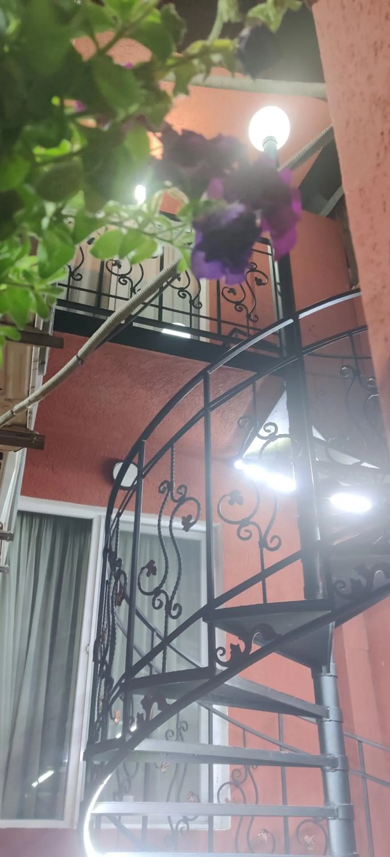 Inner courtyard view in Queen Tamar