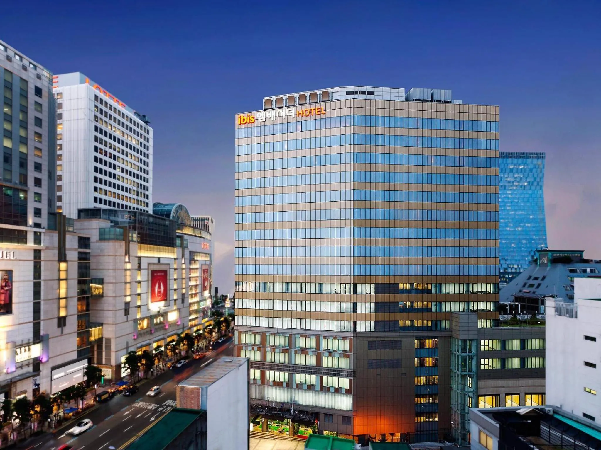 Property building in Ibis Ambassador Myeongdong