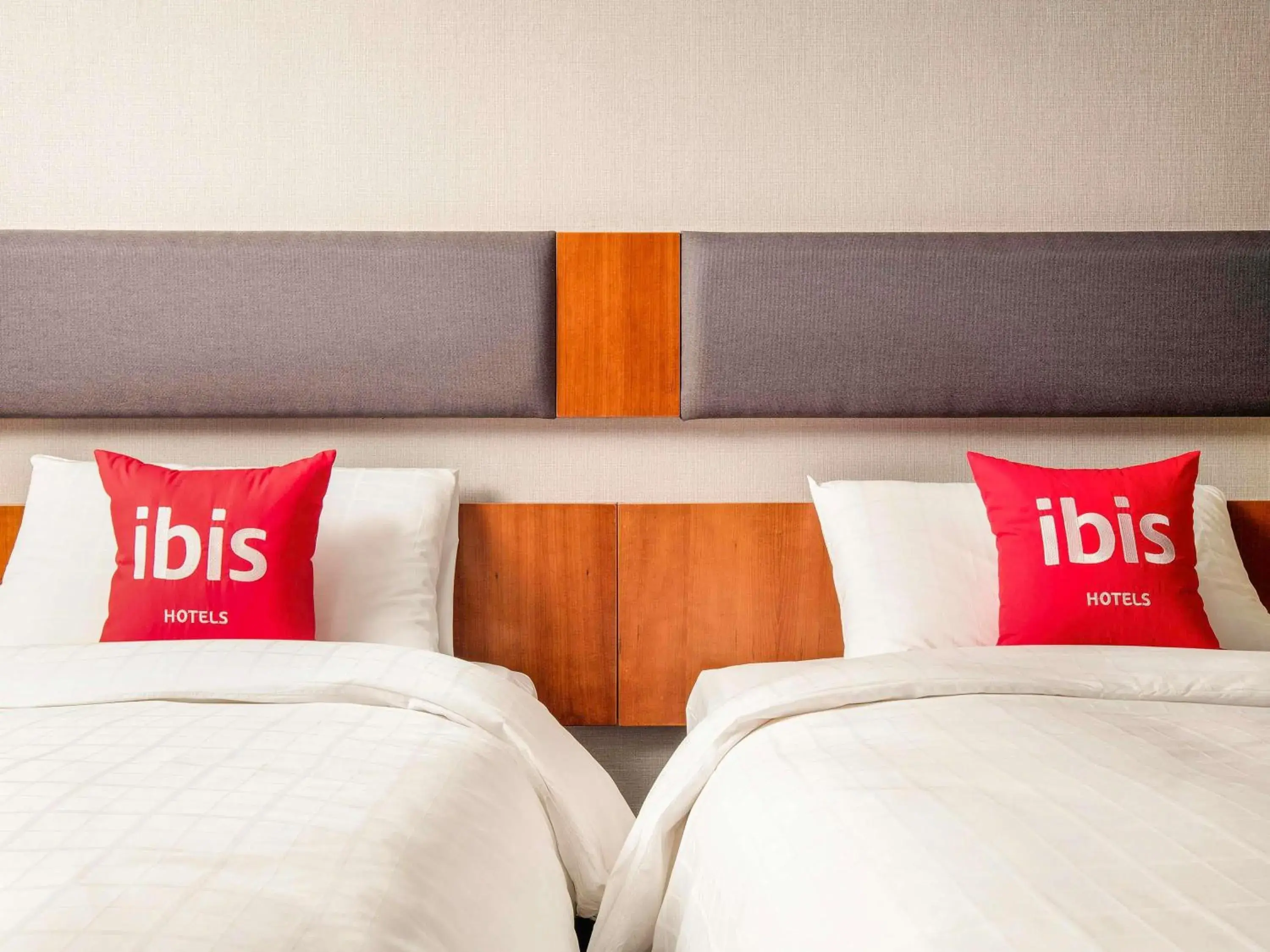 Bedroom, Bed in Ibis Ambassador Myeongdong Bedroom, Bed in Ibis Ambassador Myeongdong