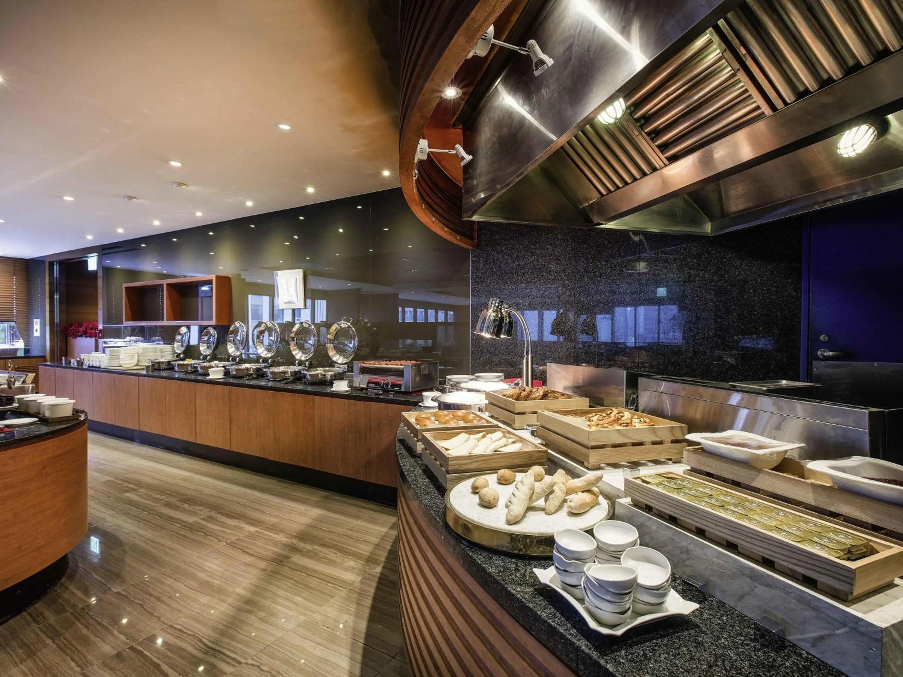 Restaurant/places to eat in Ibis Ambassador Myeongdong