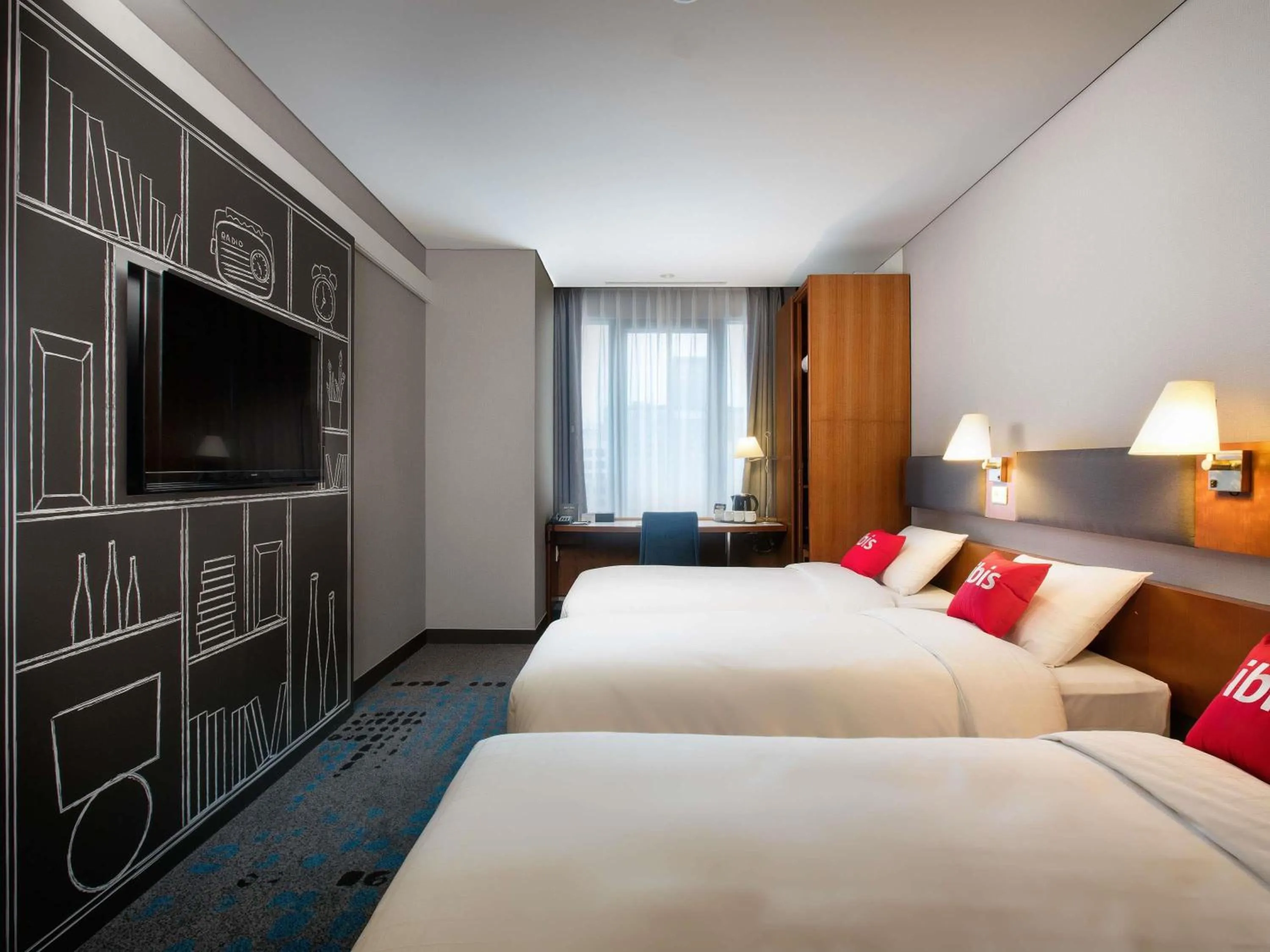 Bedroom, Bed in Ibis Ambassador Myeongdong