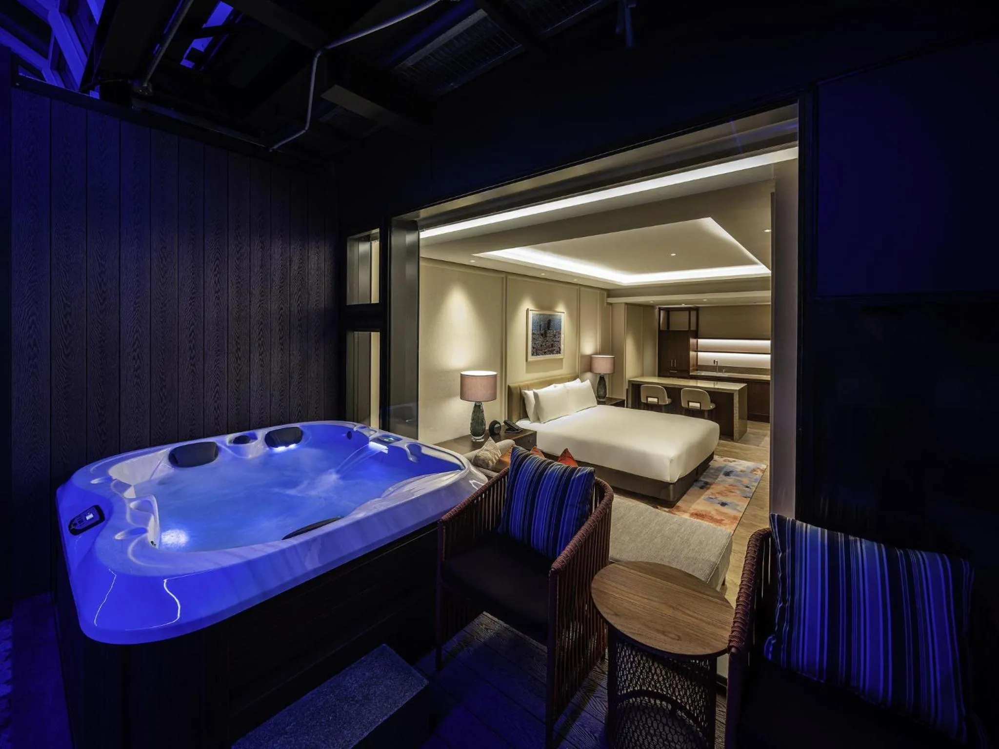 Bedroom, Bed in The Ambassador Seoul - A Pullman Hotel