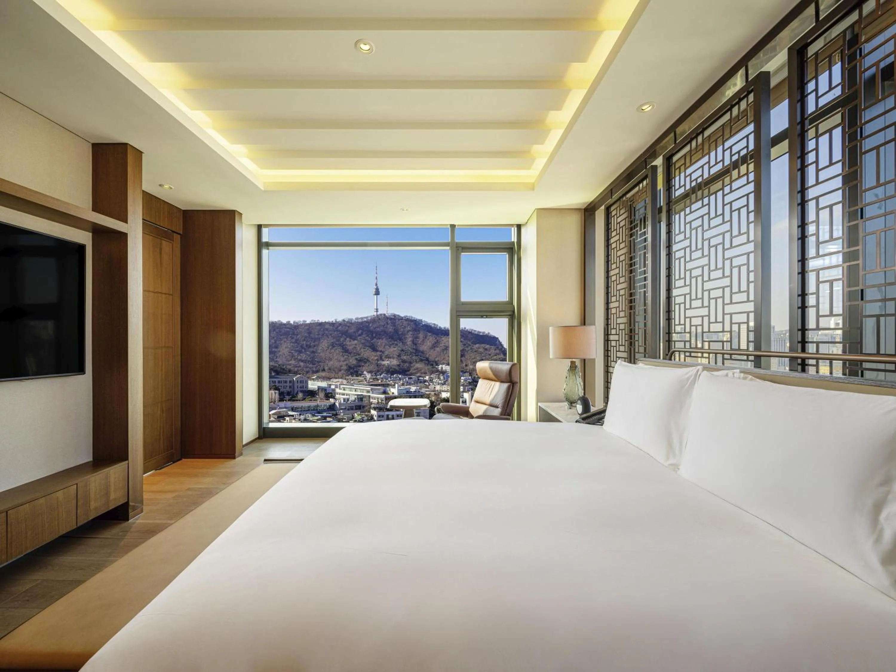 Bedroom, Bed in The Ambassador Seoul - A Pullman Hotel