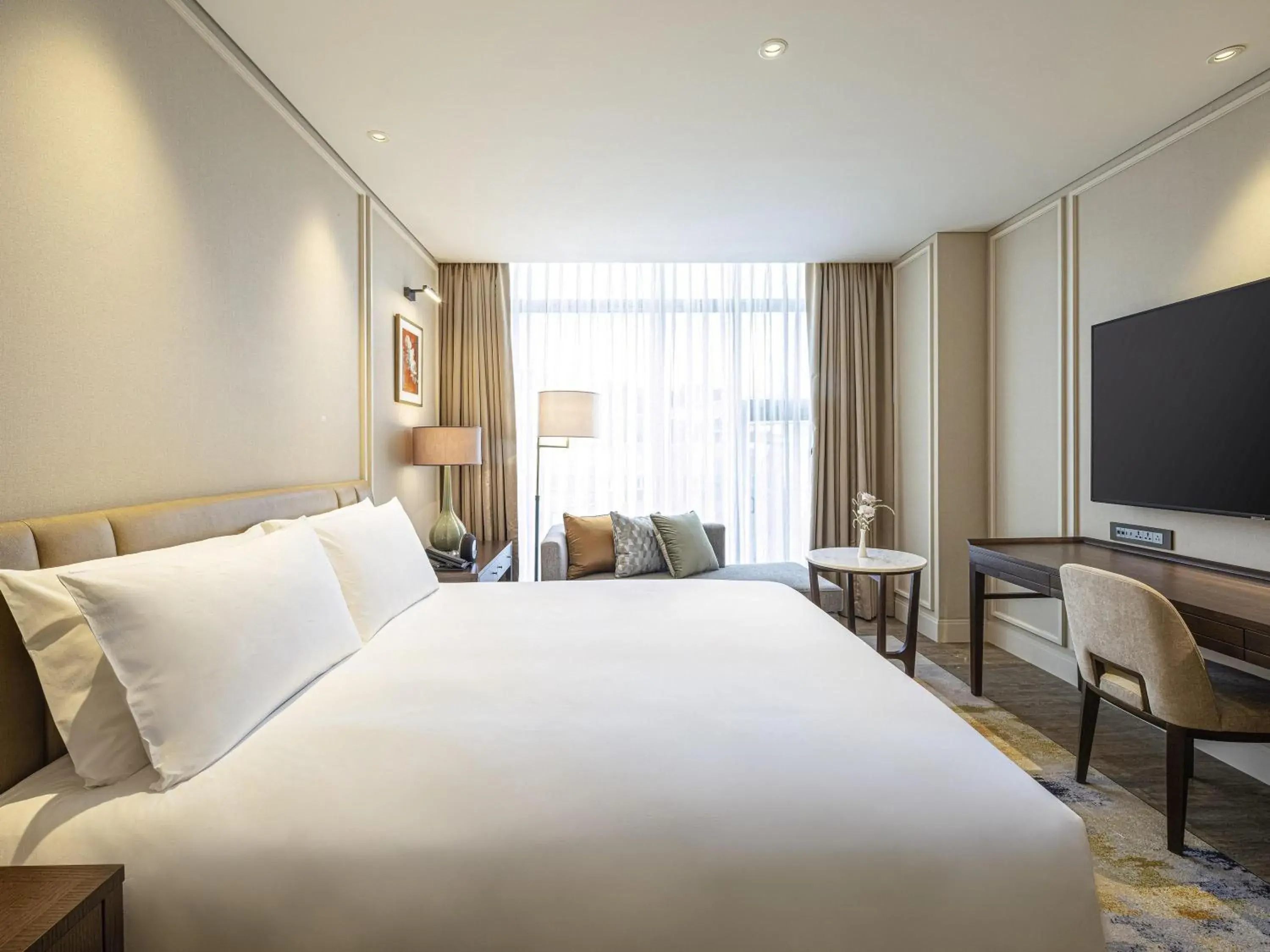 Bedroom, Bed in The Ambassador Seoul - A Pullman Hotel Bedroom, Bed in The Ambassador Seoul - A Pullman Hotel