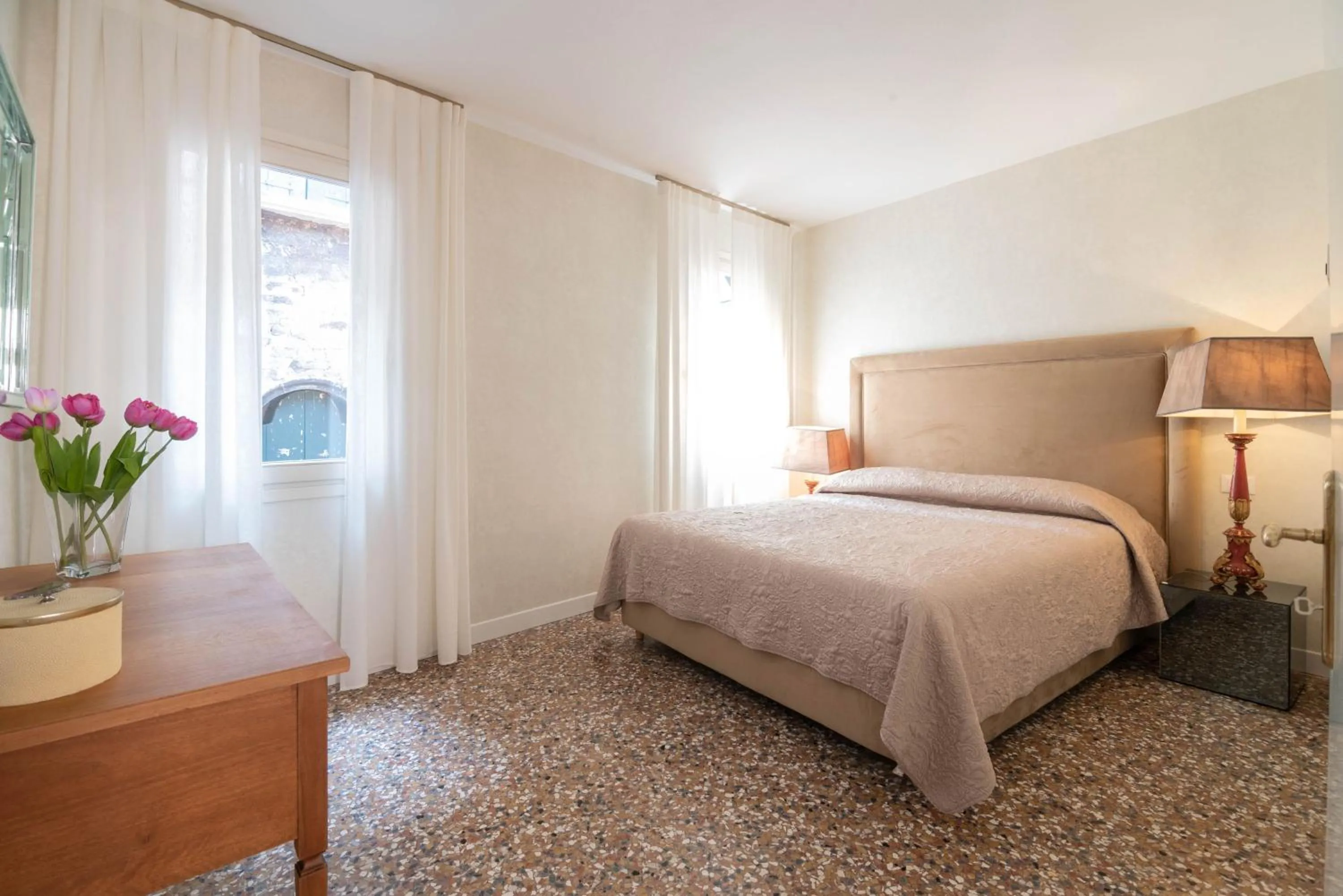 Bed in Rooftop San Marco