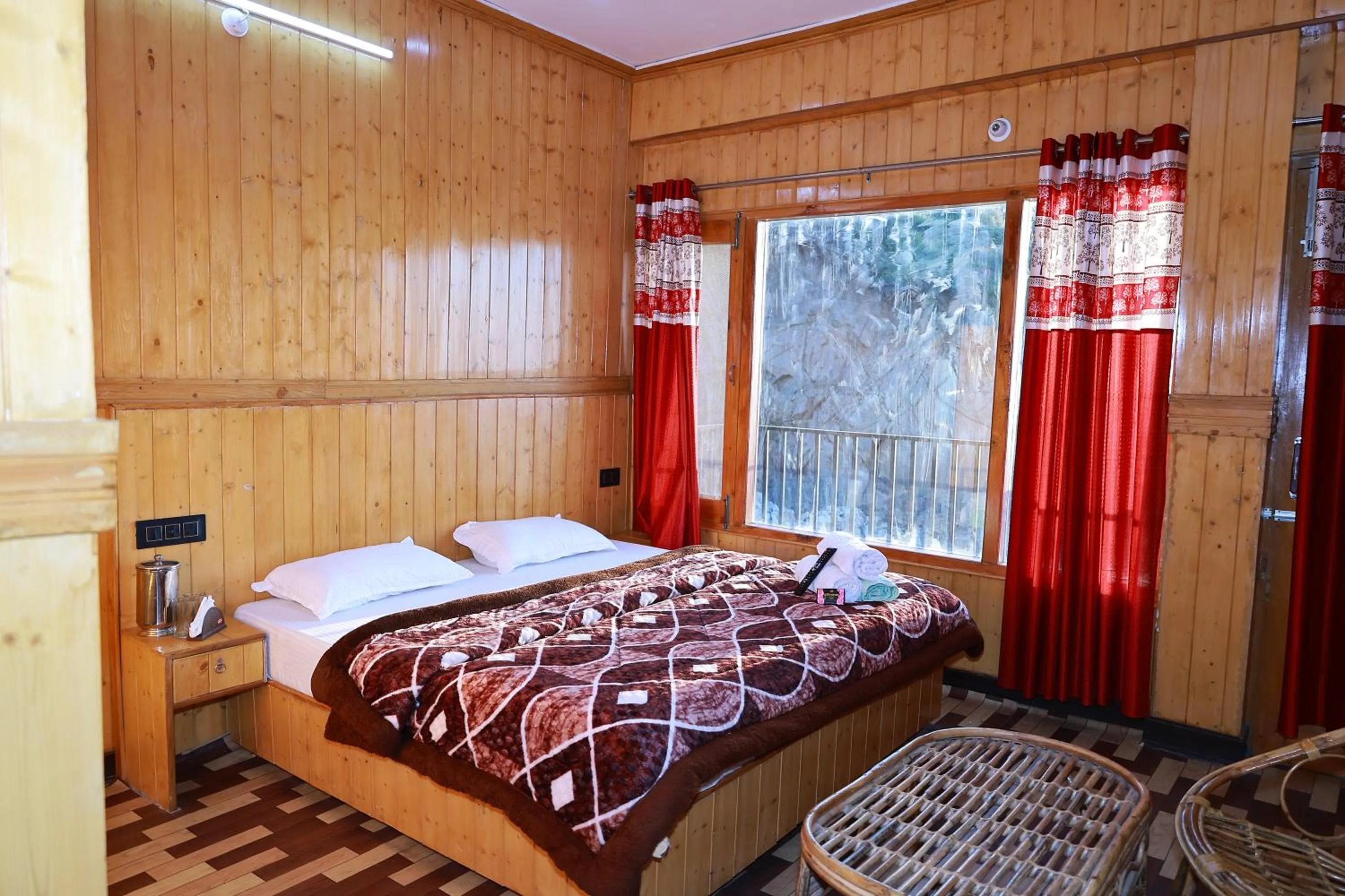 Sunset Lagoon Dalhousie Talai