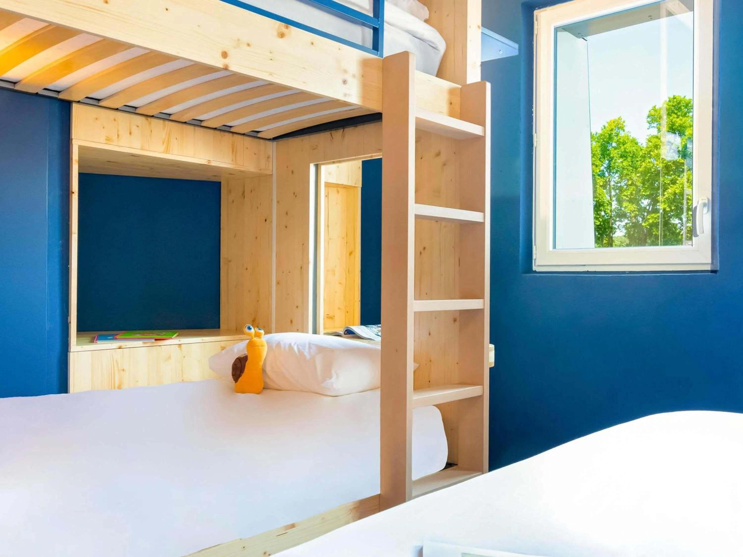 Bedroom, Bed in greet hotel Salon de Provence