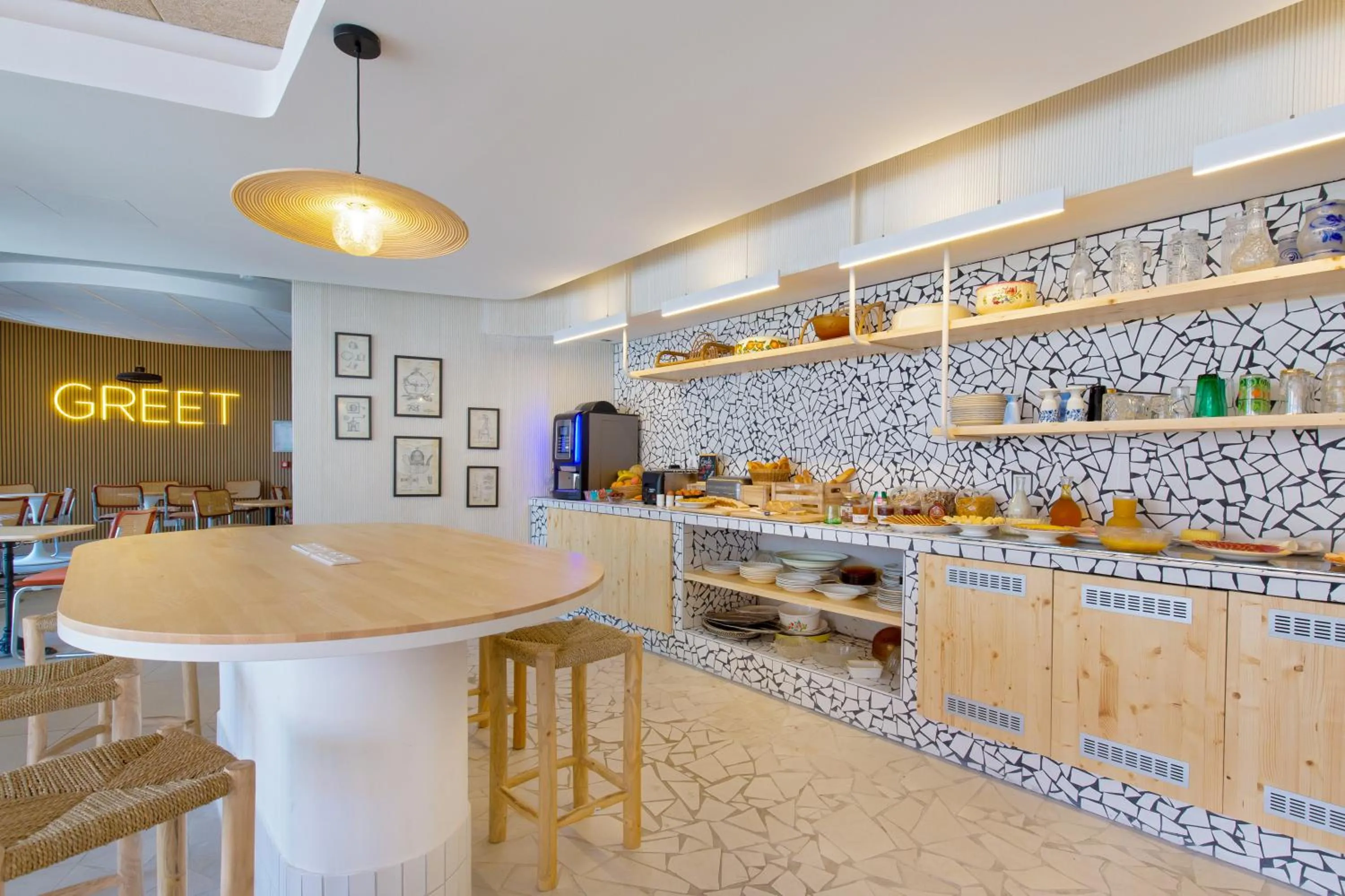 Buffet breakfast in greet hotel Salon de Provence