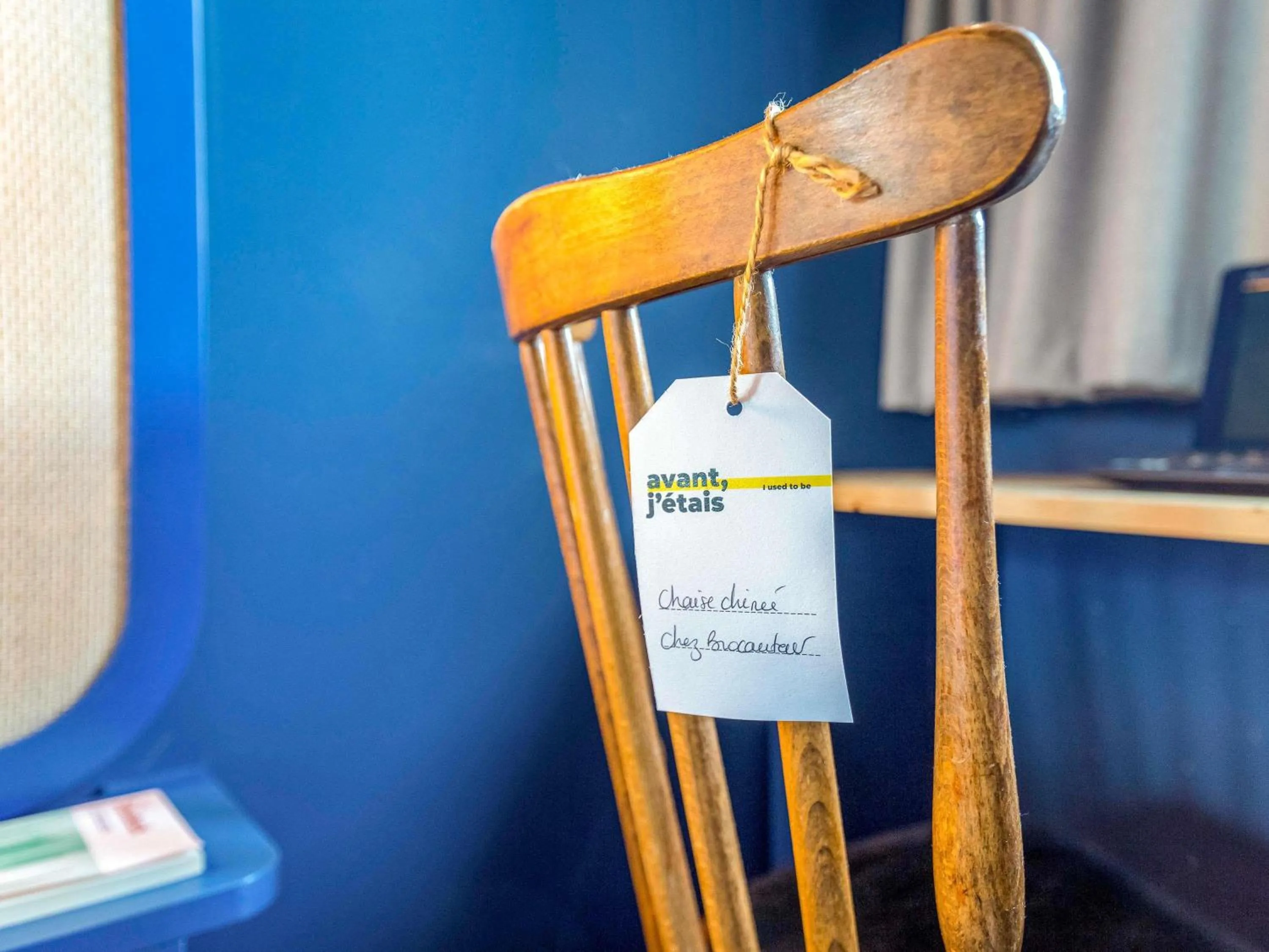 Bedroom in greet hotel Salon de Provence