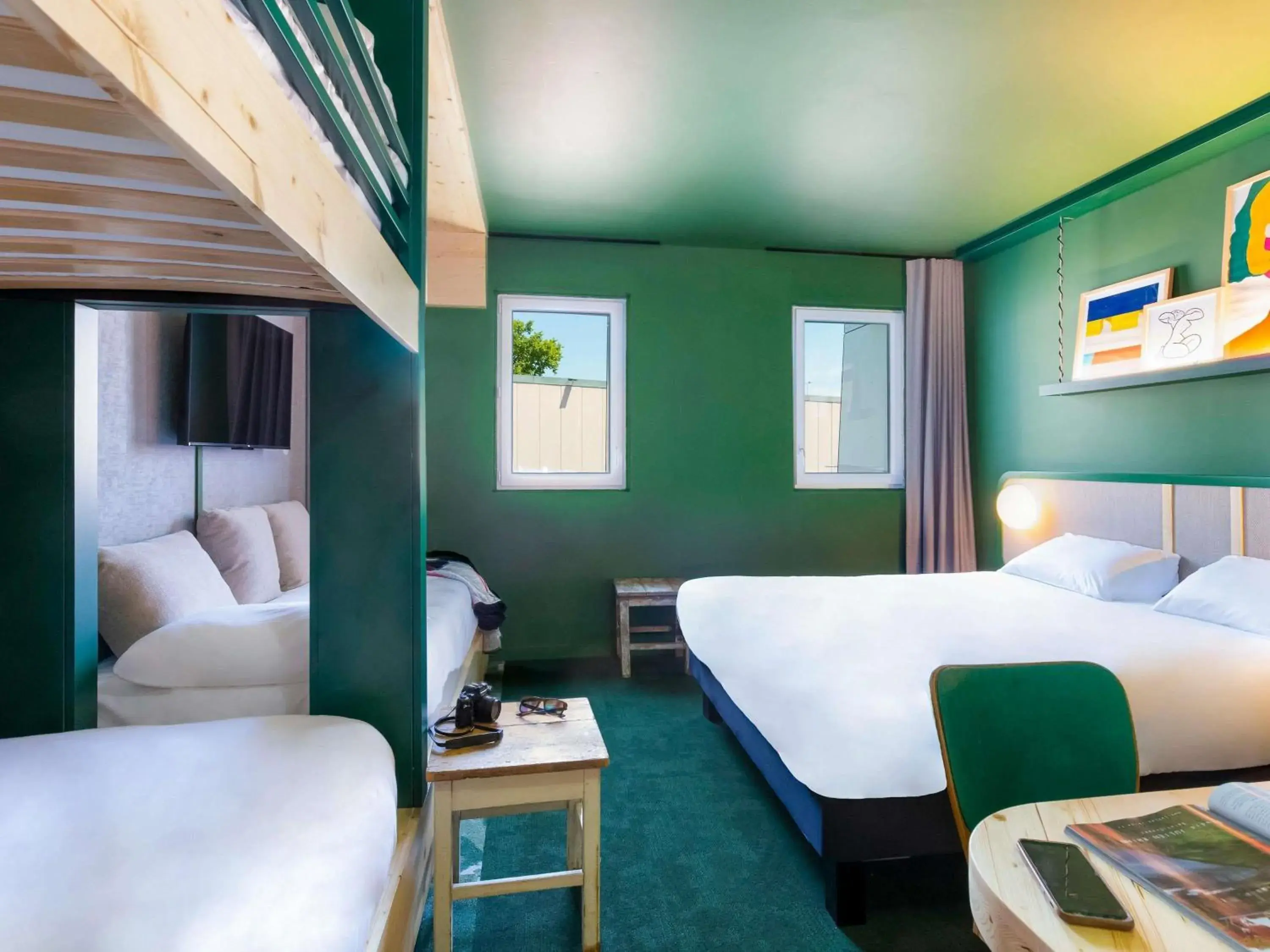 Bedroom, Bed in greet hotel Salon de Provence Bedroom, Bed in greet hotel Salon de Provence