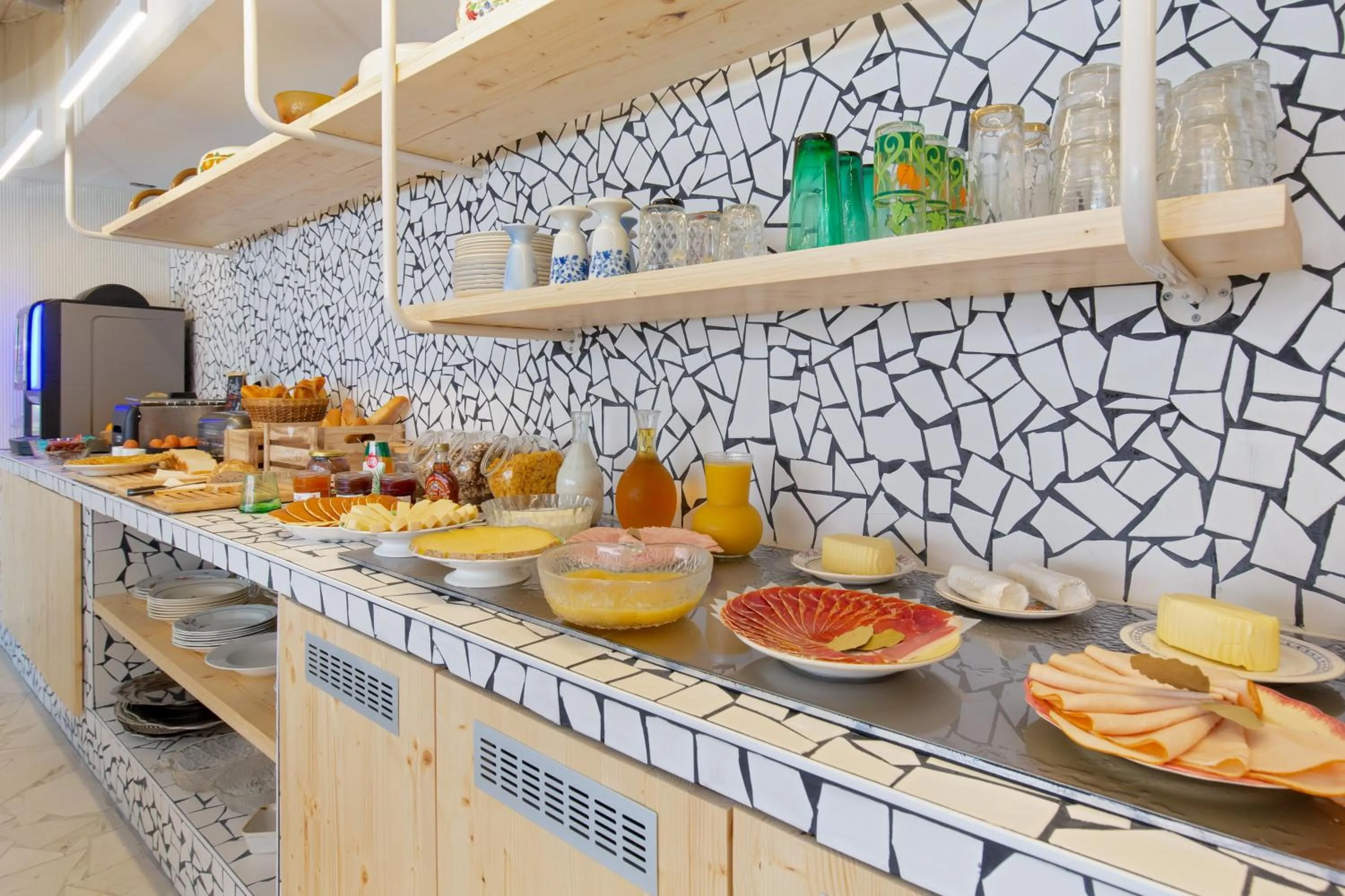 Buffet breakfast in greet hotel Salon de Provence