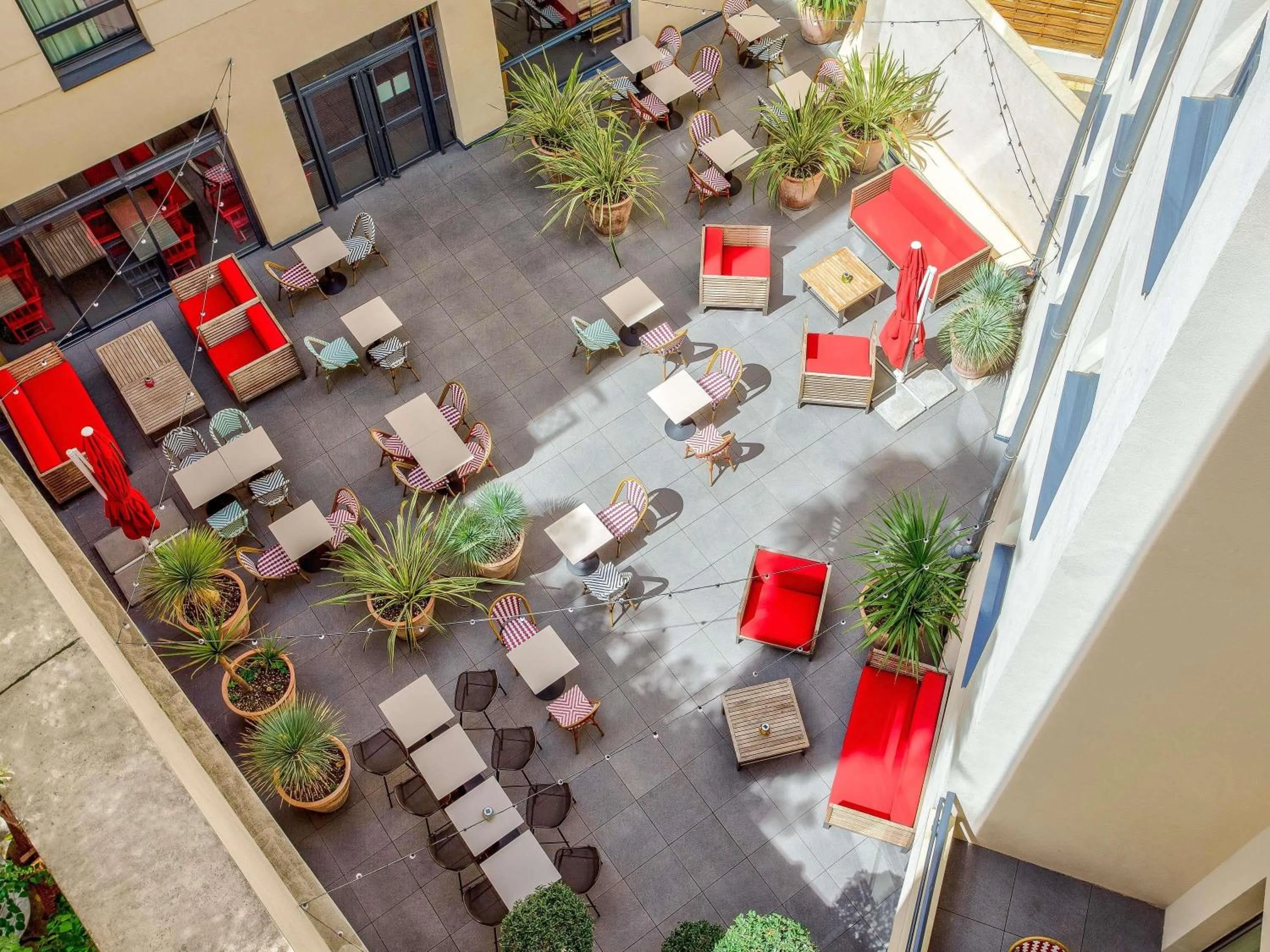 Property building in Aparthotel Adagio Montpellier Centre Comedie