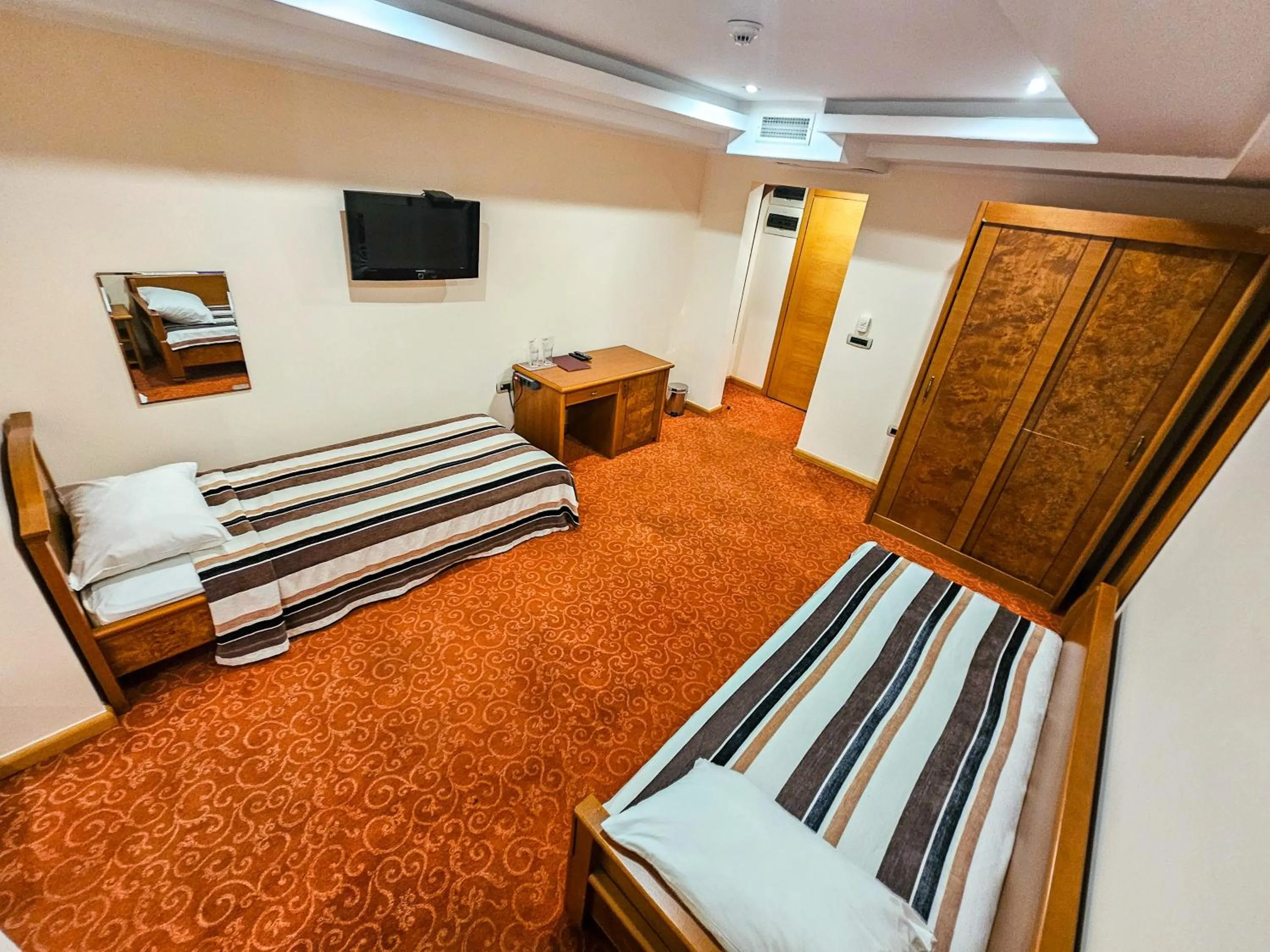 Bed in Mali Hotel BaMBiS