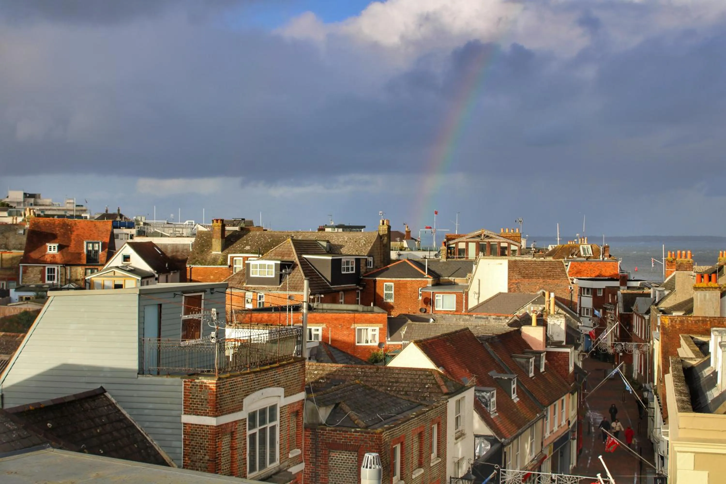 Neighbourhood in Pinnacle Suites Hotel