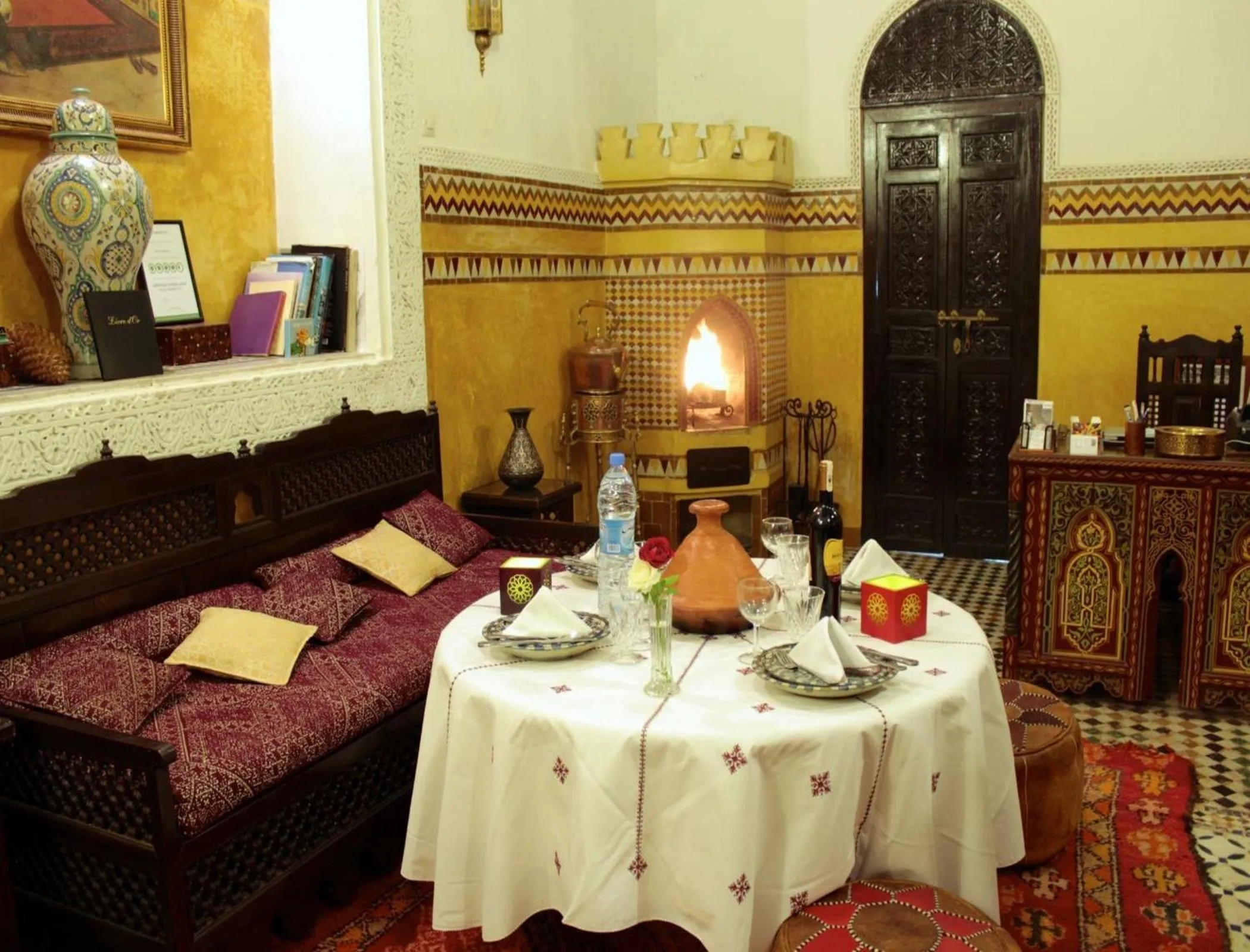 Restaurant/places to eat in Riad Fes Baraka & SPA