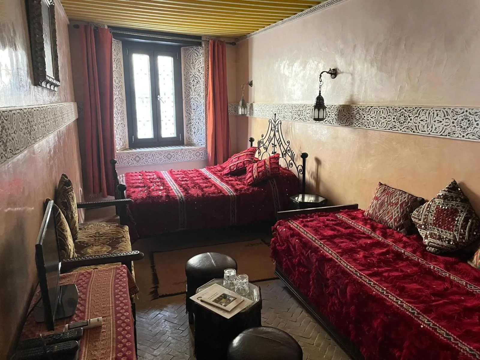 Bed in Riad Fes Baraka & SPA