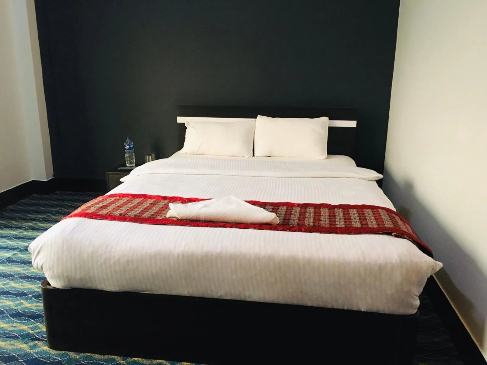 Bedroom, Bed in Hotell Hill Crown