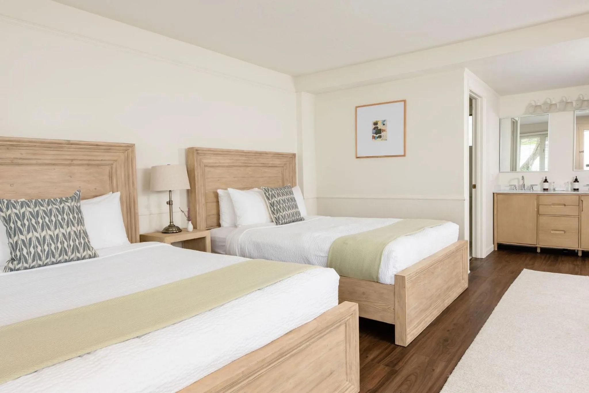 Bed in Outlook Inn on Orcas Island