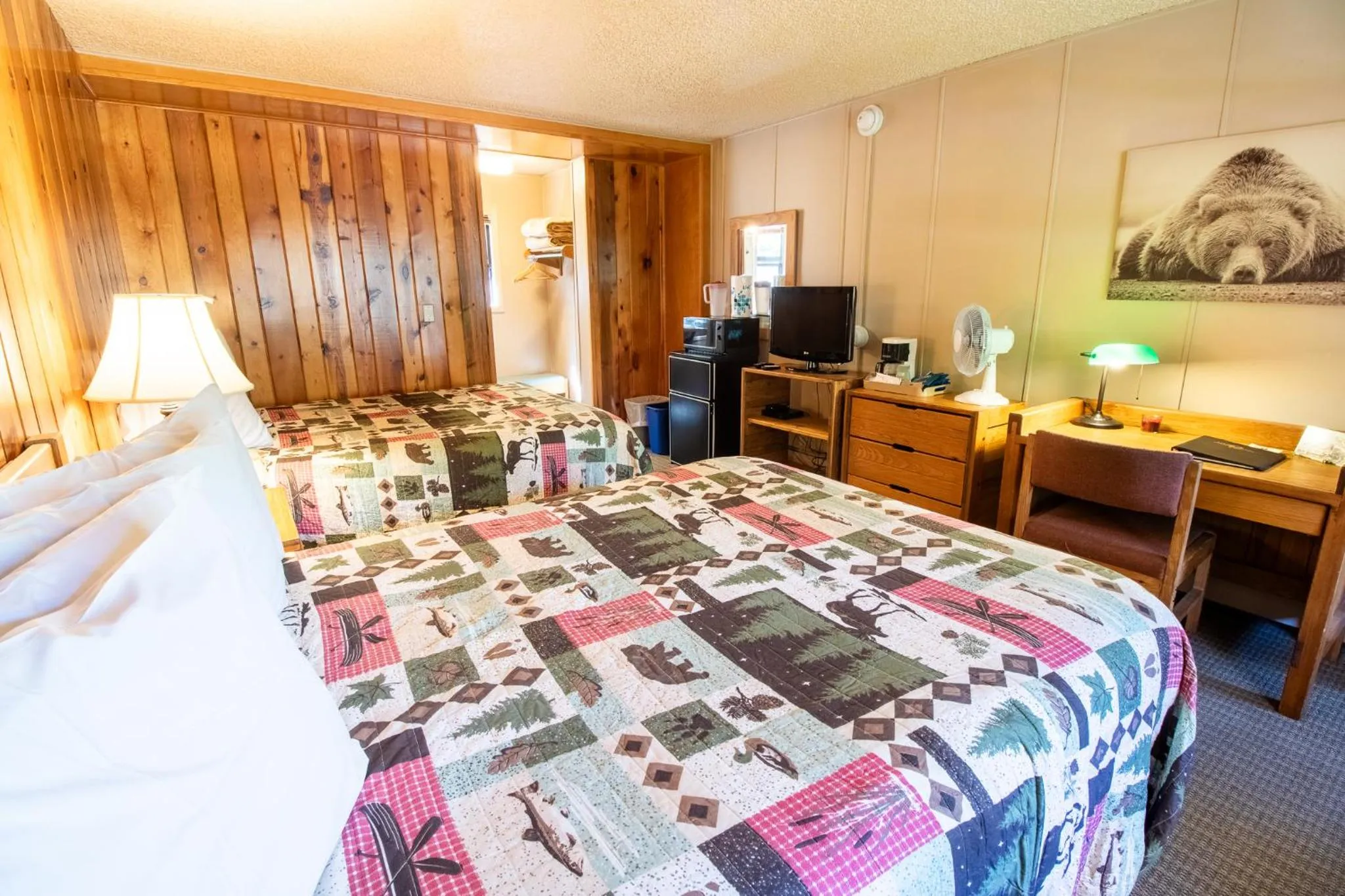 Bed in Castle Mountain Lodge