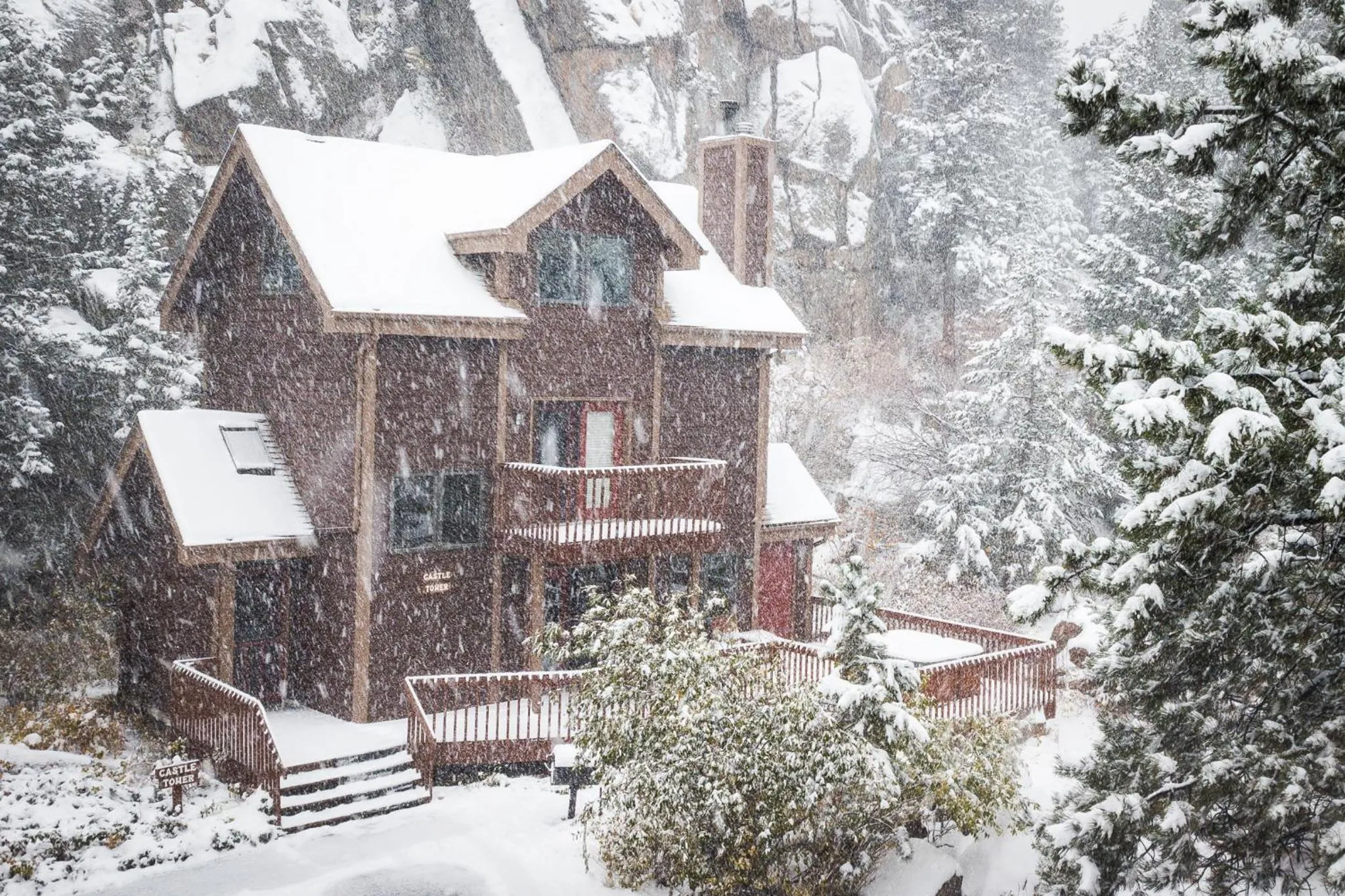Property building in Castle Mountain Lodge