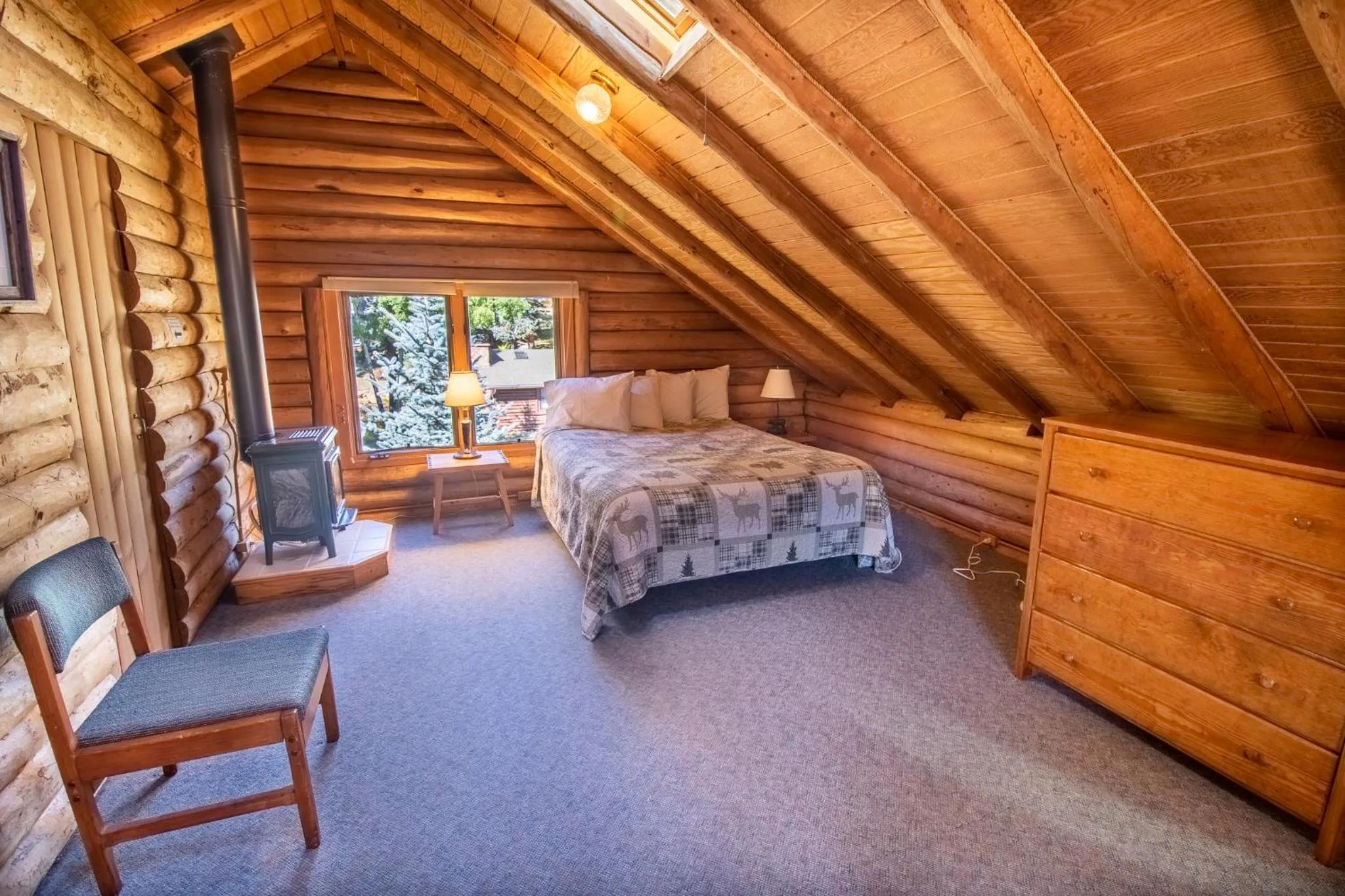 Bed in Castle Mountain Lodge